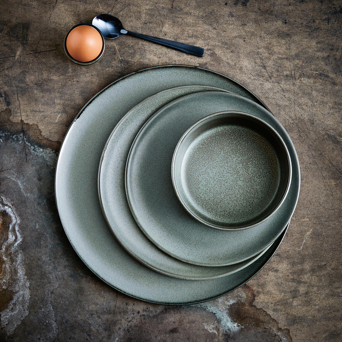 SERVIERPLATTE RAW 34 cm  - Mintgrün, Basics, Keramik (34cm) - Aida