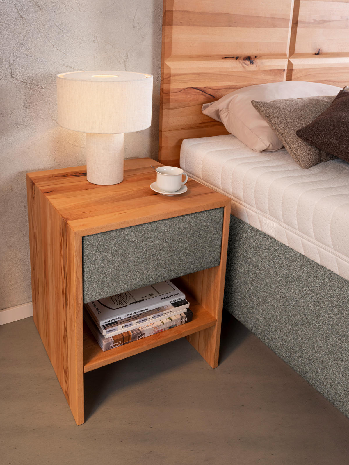 POLSTERBETT 160/200 cm  in Braun, Buchefarben  - Weiss/Buchefarben, Design, Holz/Textil (160/200cm) - Valnatura