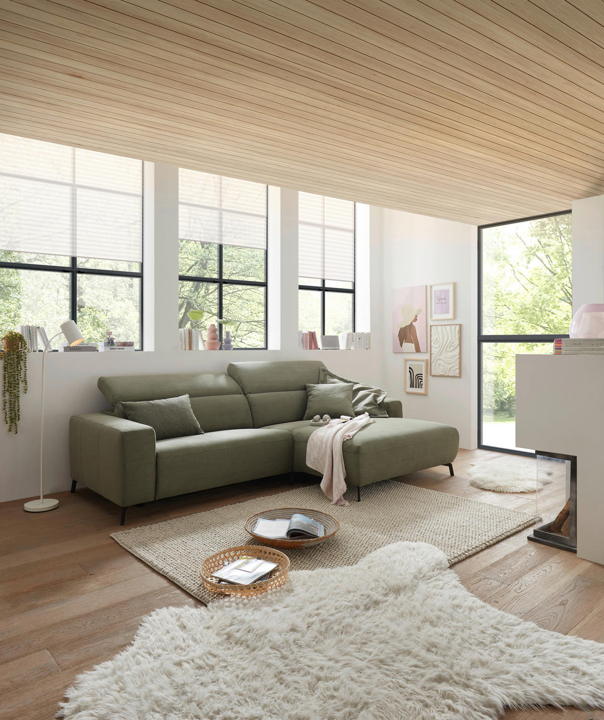 ECKSOFA in Feincord Olivgrün  - Schwarz/Olivgrün, Design, Textil/Metall (294/172-177cm) - Pure Home Lifestyle