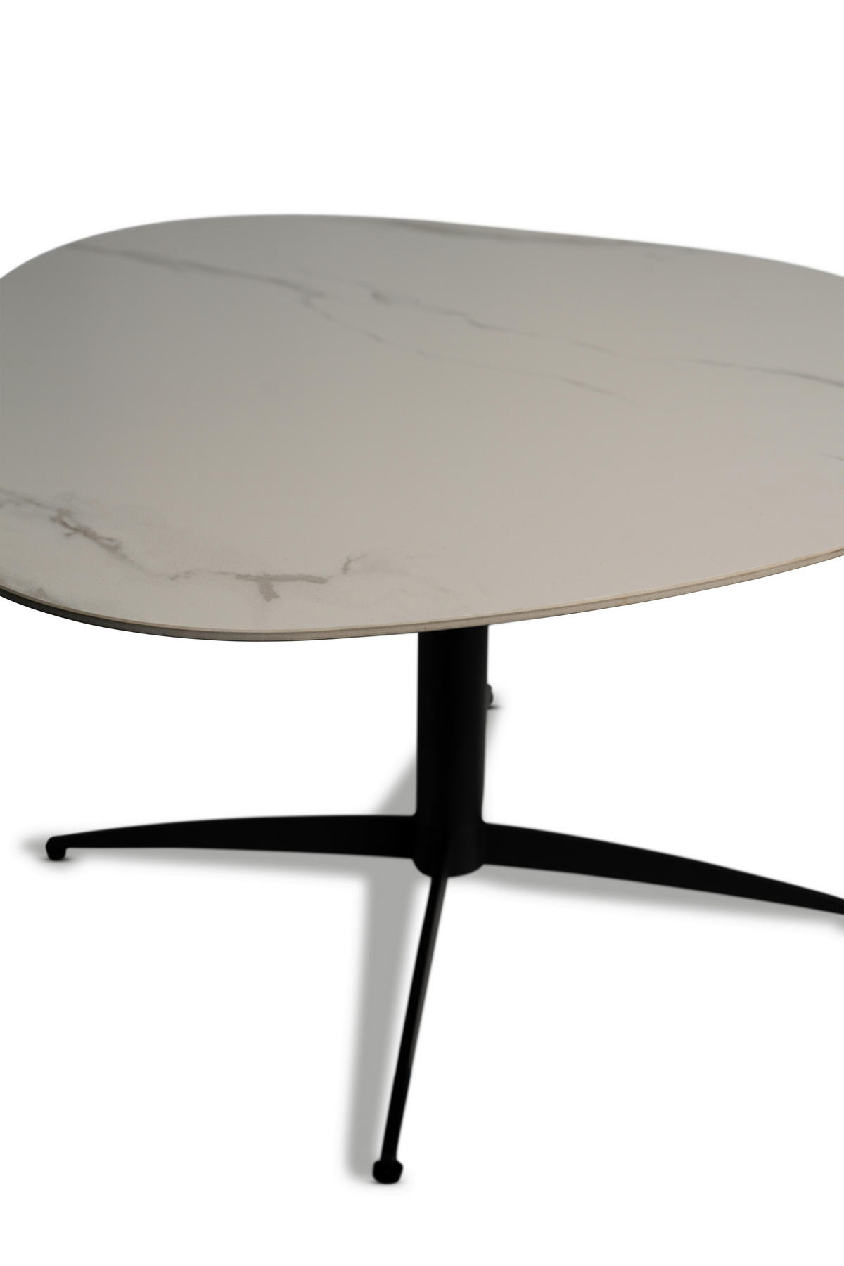 COUCHTISCH 40/40/35 cm Freiform Schwarz, Weiß  - Schwarz/Weiß, Design, Stein/Metall (40/40/35cm) - Xora