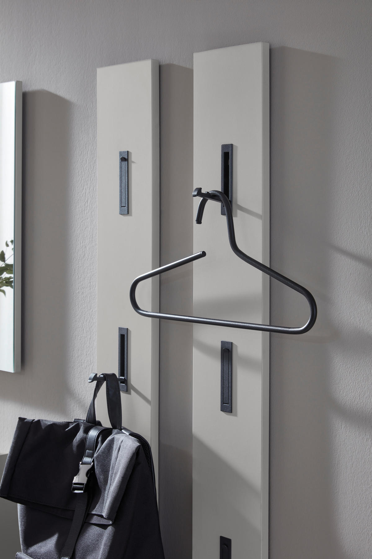 GARDEROBNI PANEL  kašmir, crna   drvni materijal  - kašmir/crna, Design, drvni materijal (15/170/3cm) - Voleo