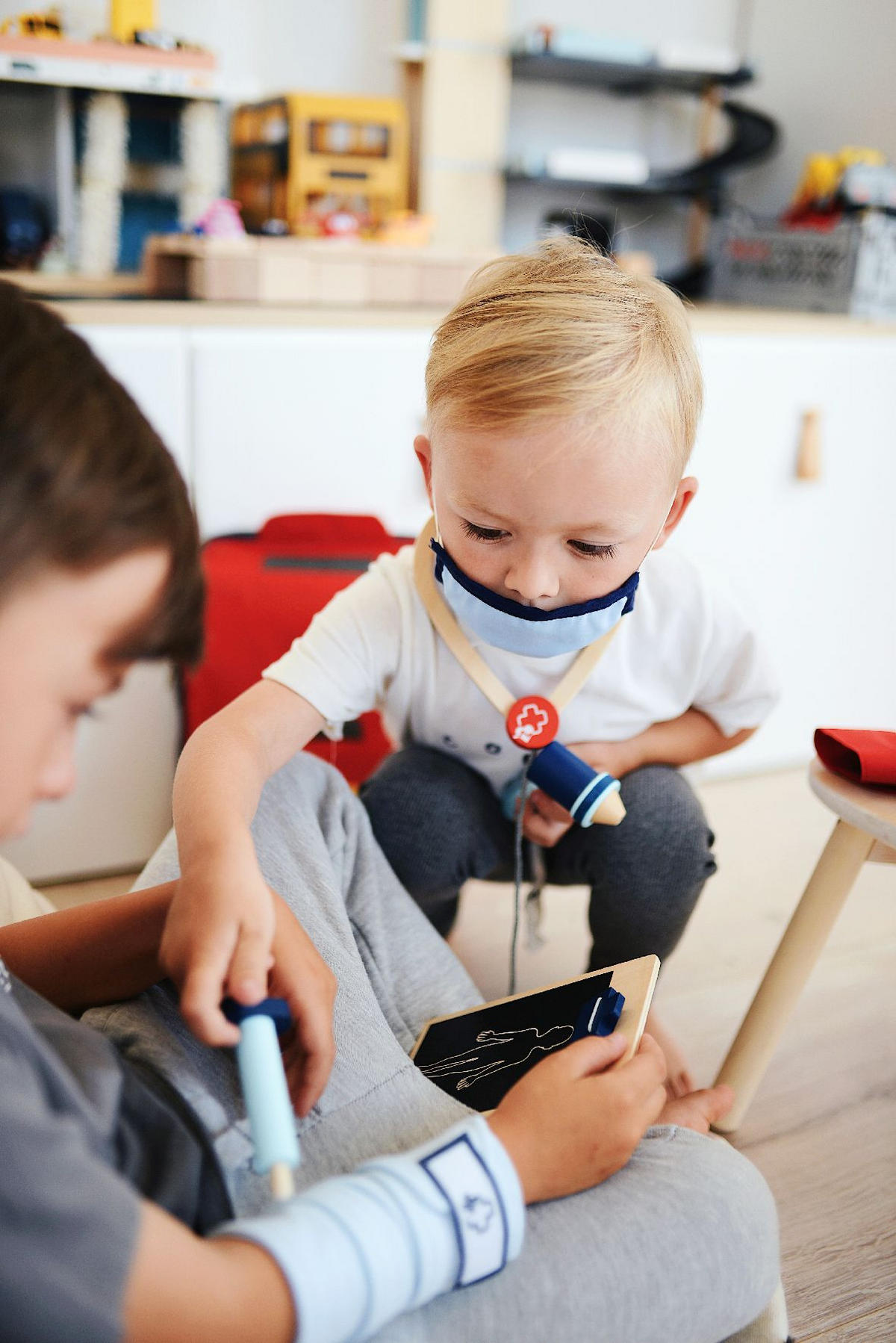 KINDER-ARZTKOFFER - Multicolor, Basics, Holz/Textil (25/33/16cm) - small foot