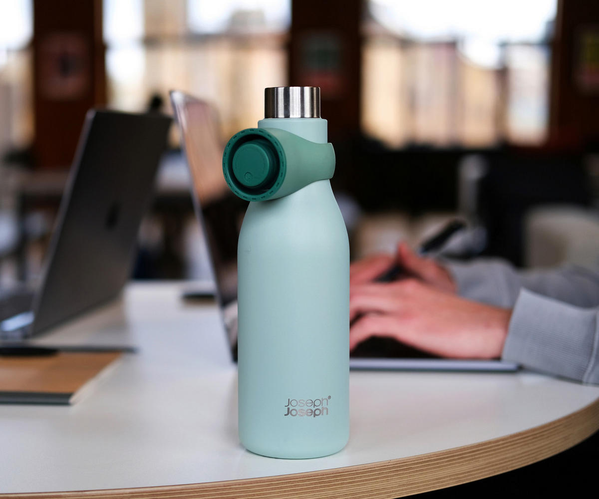 IZOLIRNA STEKLENICA    0,5 l       - zelena, Basics, kovina/umetna masa (7/29/7cm) - Joseph Joseph