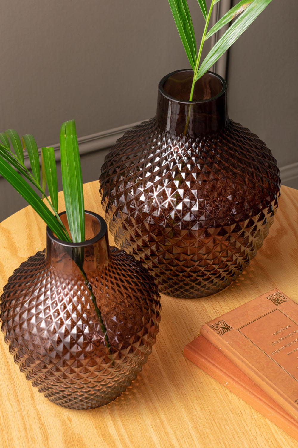 VASE 25 cm  - Braun, Trend, Glas (21/25/21cm) - Present Time