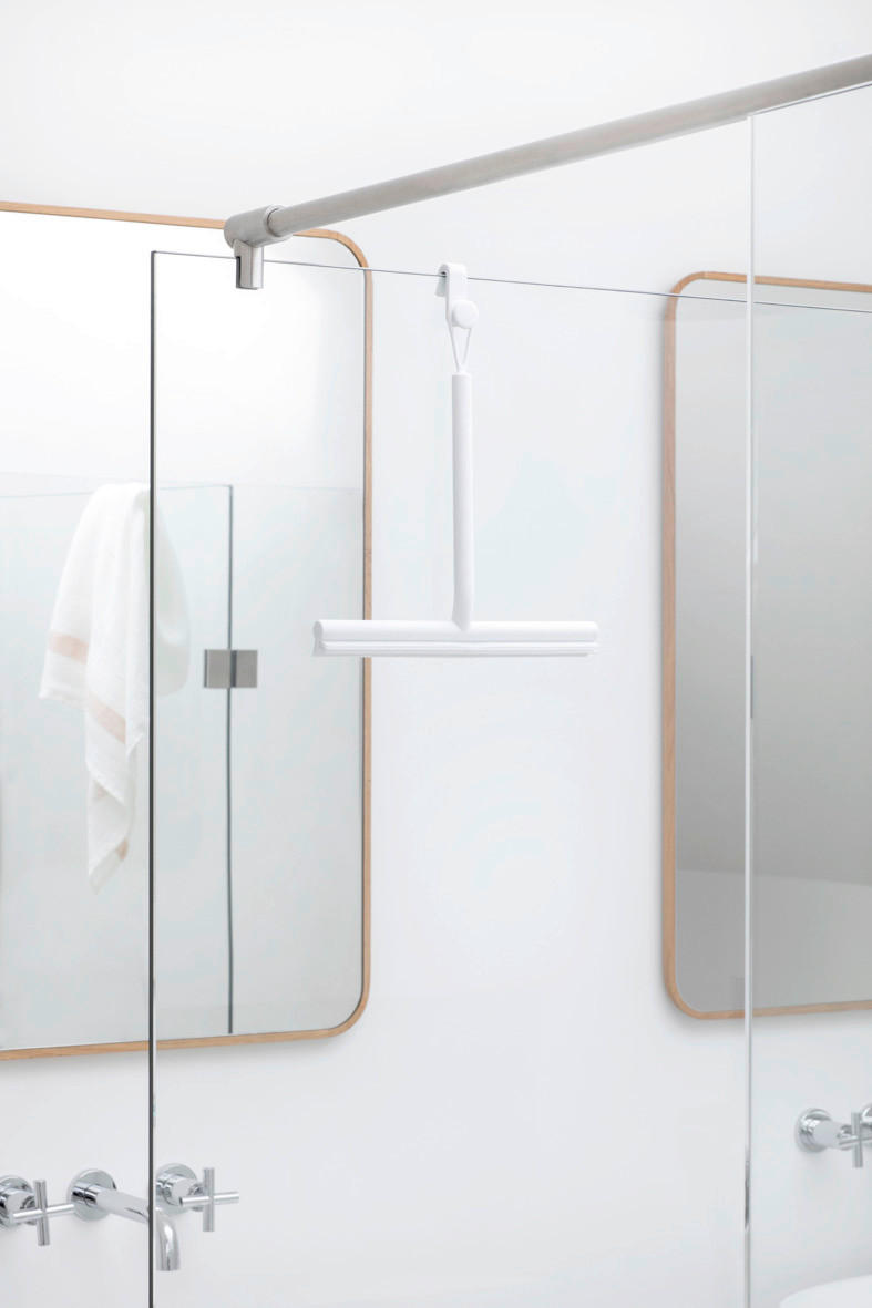 GUMENI BRISAČ TUŠA   RENEW  - bijela, Basics, plastika (24/26/2,4cm) - Brabantia