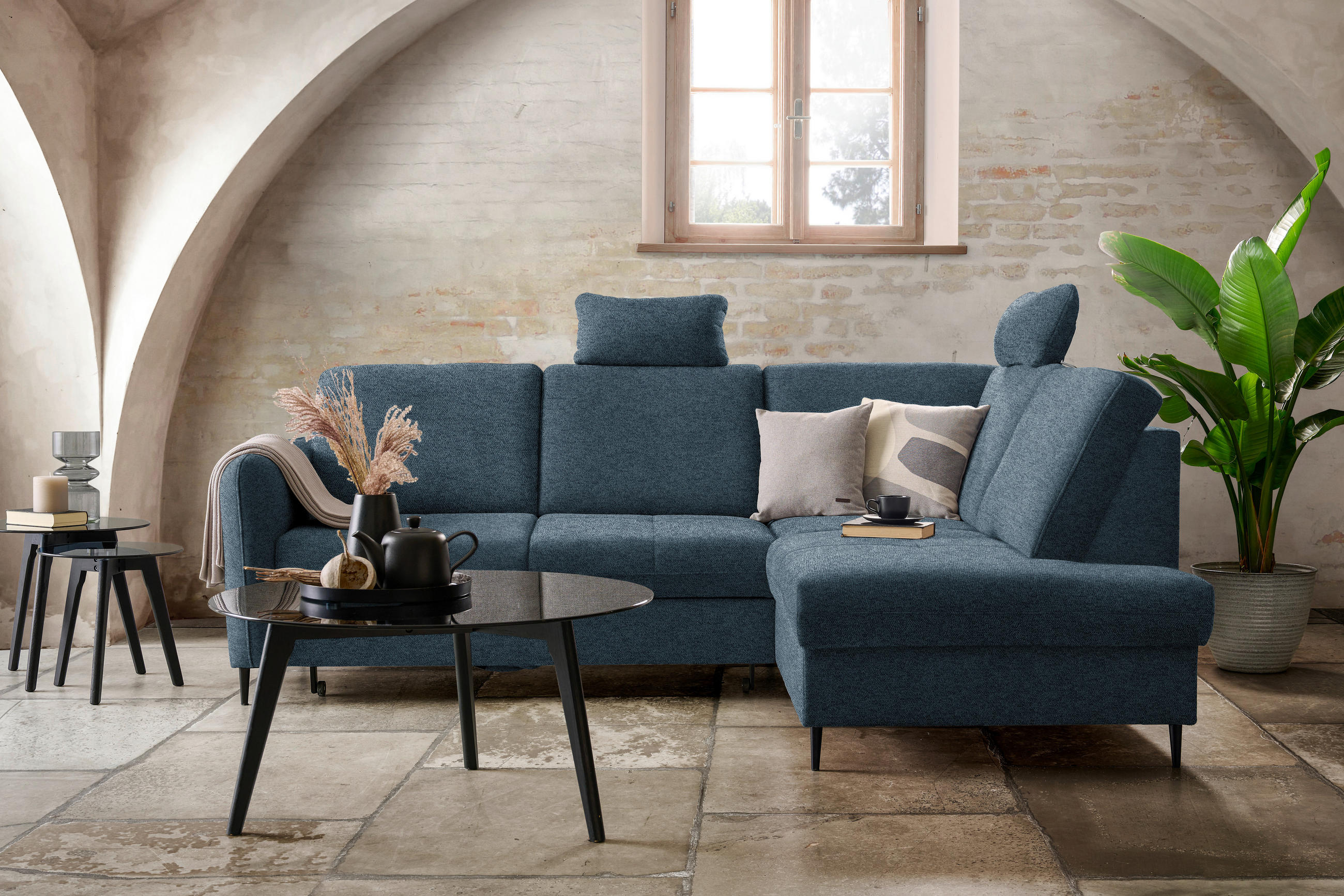 ECKSOFA in Chenille Blau  - Blau/Schwarz, Modern, Holz/Textil (241/184cm) - Carryhome