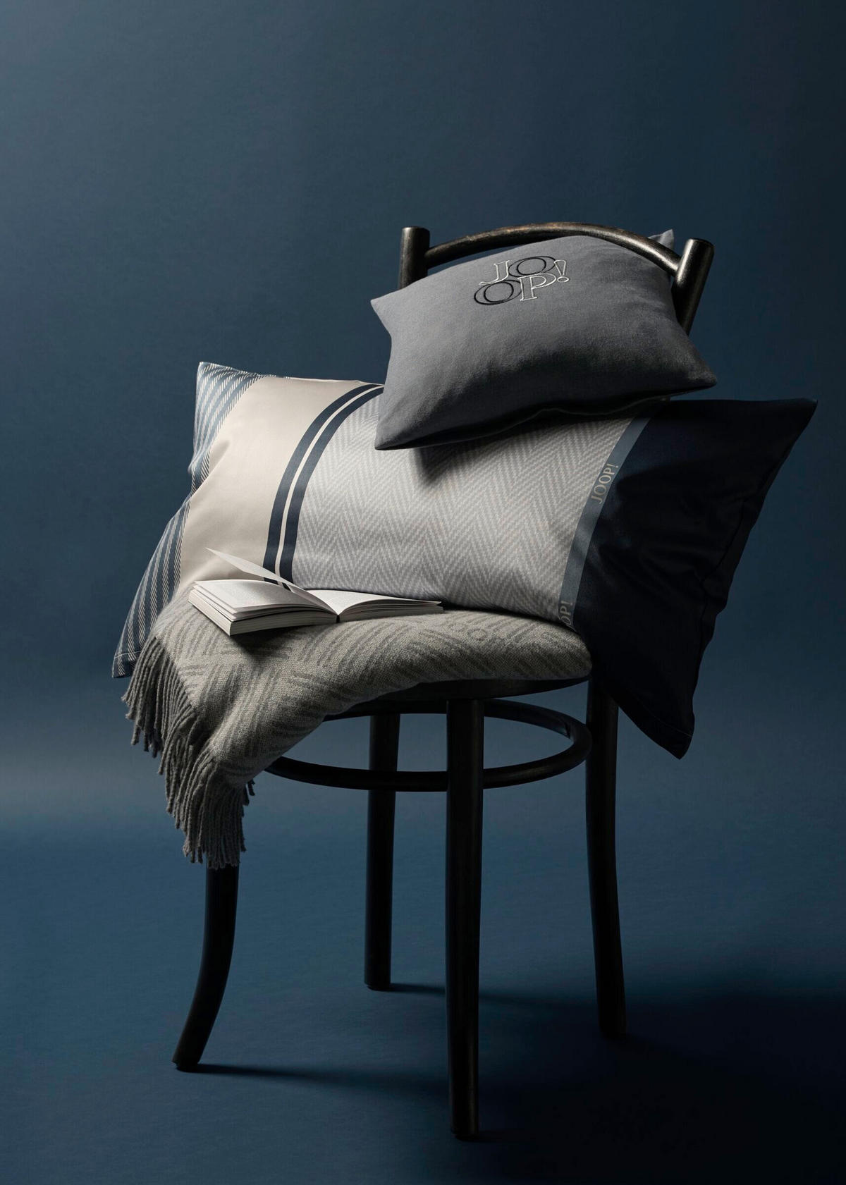 ZIERKISSEN Soft Label 35/35 cm  - Blau, Design, Textil (35/35cm) - Joop!