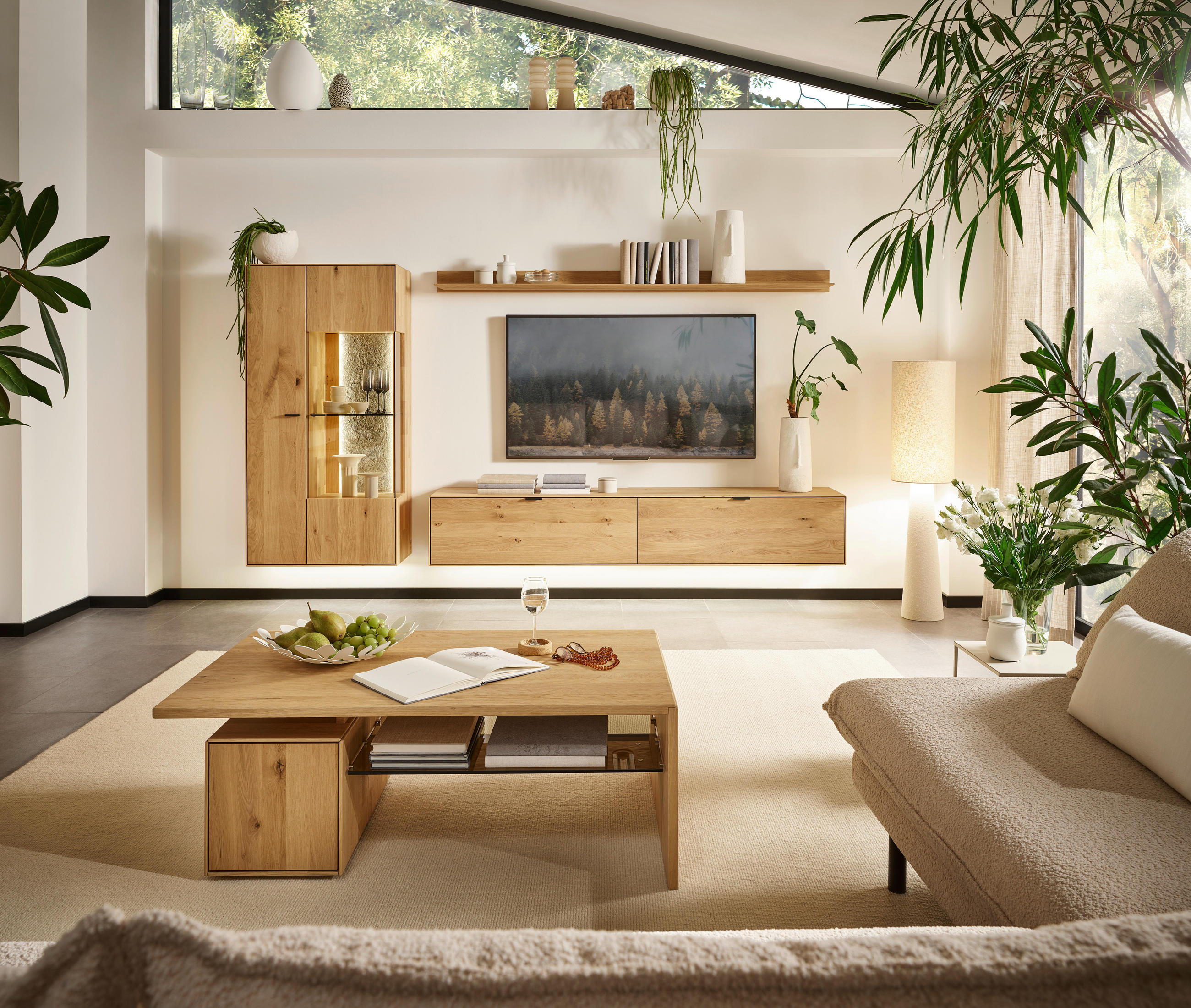 WOHNWAND  in Wildeiche  303,8/184,6/37,1 cm  - Wildeiche/Schwarz, Natur, Glas/Holz (303,8/184,6/37,1cm) - Valnatura