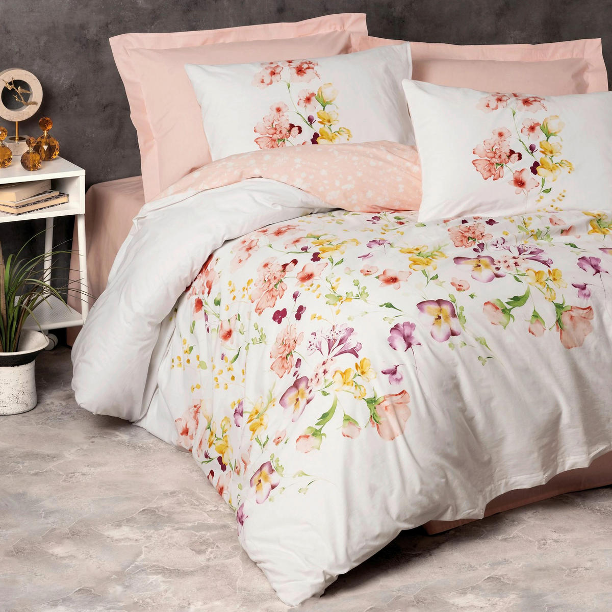 BETTWÄSCHE 155/220 cm  - Lachsfarben/Weiß, Basics, Textil (155/220cm)