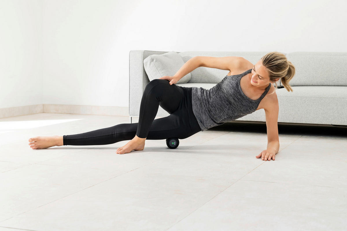 MASSAGEROLLE - Schwarz, KONVENTIONELL, Kunststoff (15,6/8,7/8,7cm) - Beurer