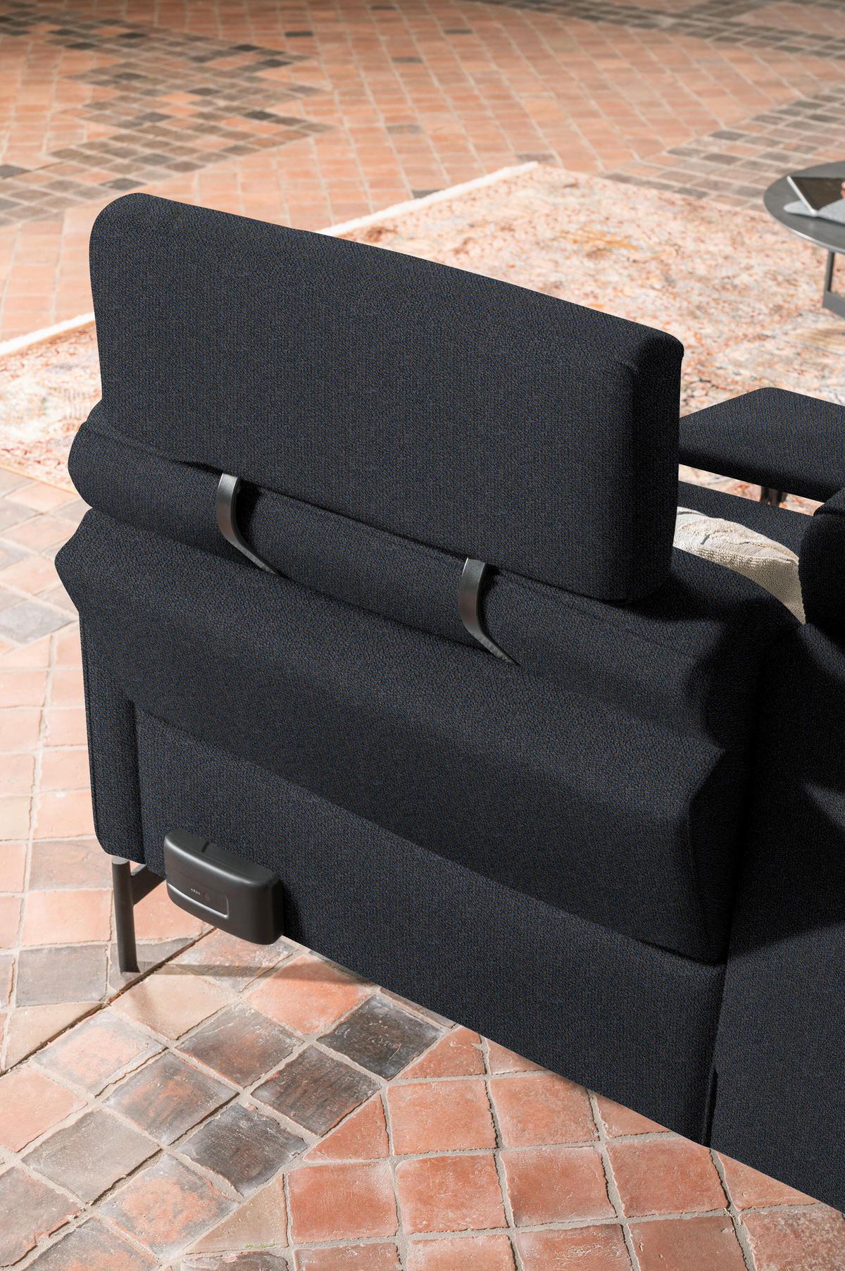 ECKSOFA in Flachgewebe Pflaume  - Pflaume/Anthrazit, Design, Textil/Metall (230/254cm) - Johann Jakob