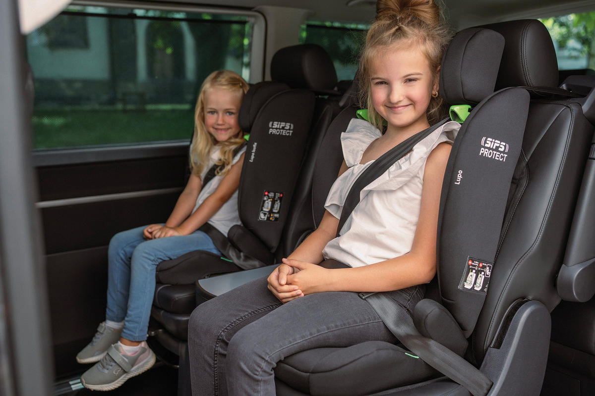 KINDERAUTOSITZ Lupo I-Size Black  - Schwarz, Basics, Kunststoff/Textil (44/62/48cm) - Osann