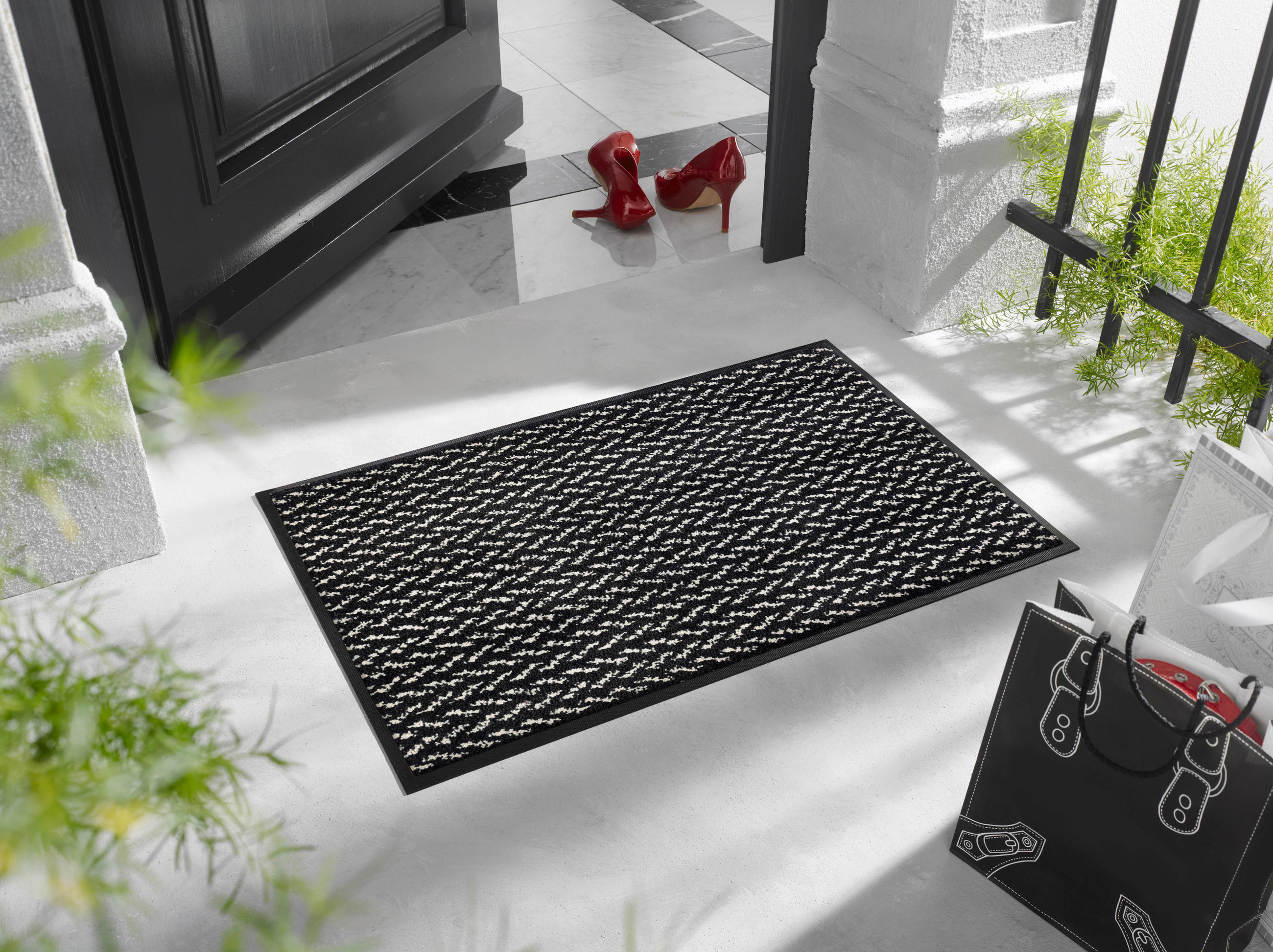 DVEŘNÍ ROHOŽKA, 50/75 cm, černá - černá, Konvenční, textil/plast (50/75cm) - Esposa