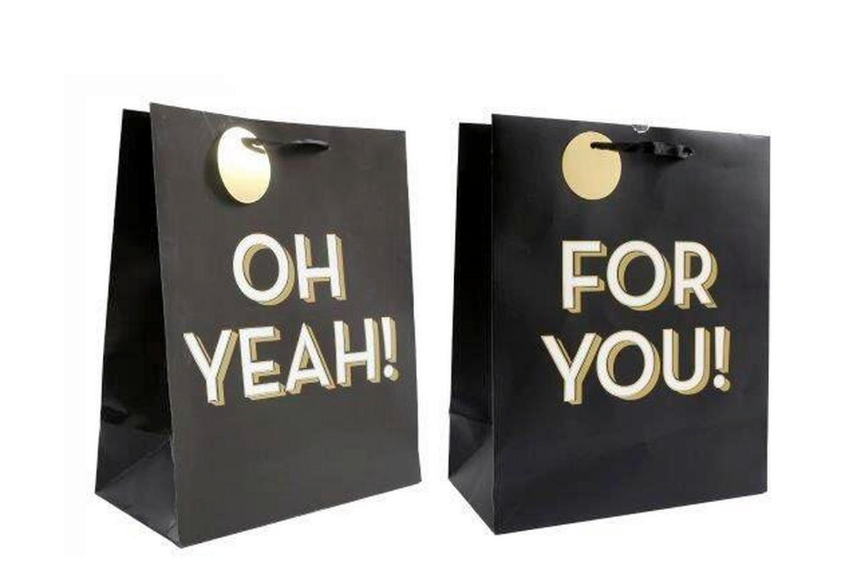 AJÁNDÉKTASAK  - fekete, Basics, papír (19,0/23,0/8,9cm)