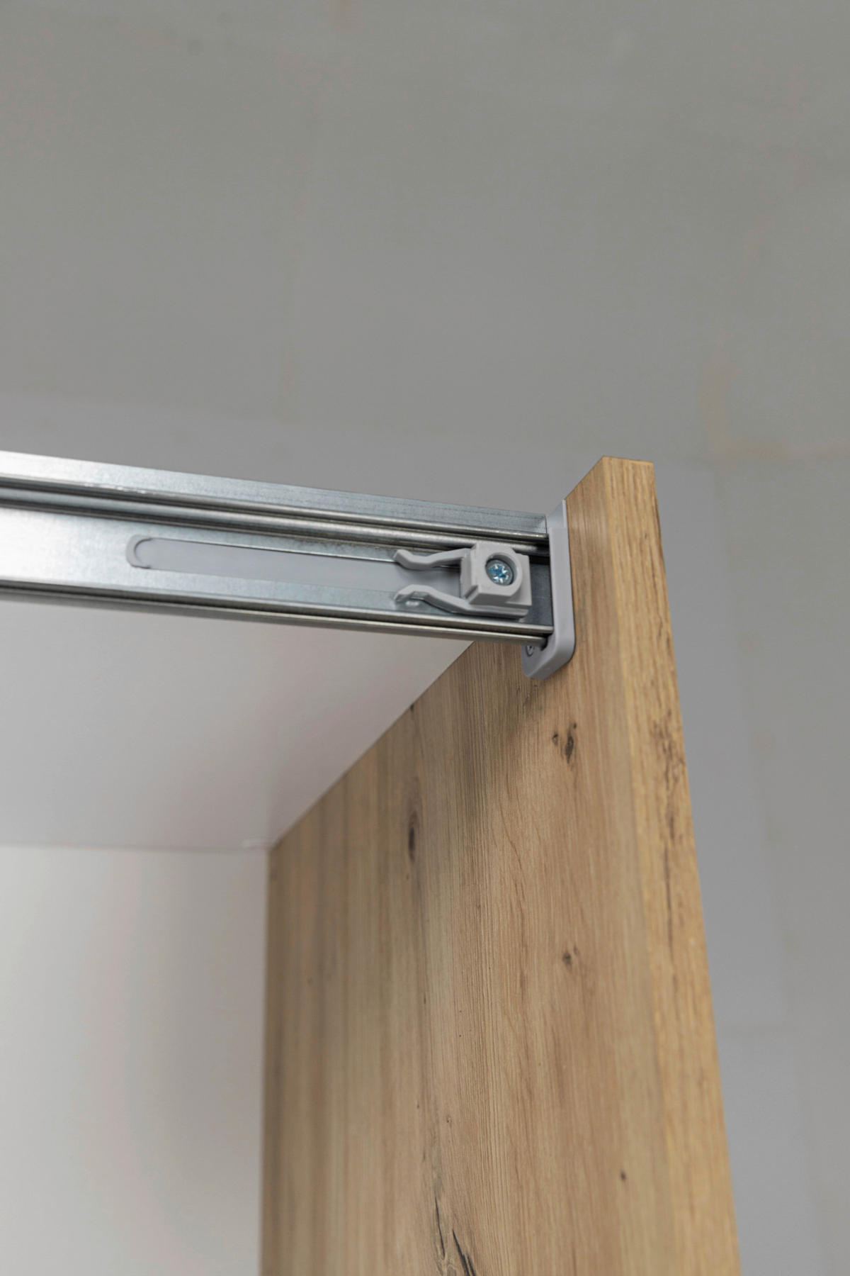 SCHIEBETÜRENSCHRANK 175/205/61,5 cm Taupe, Eiche Artisan  - Taupe/Schwarz, MODERN, Holzwerkstoff/Metall (175/205/61,5cm) - MID.YOU