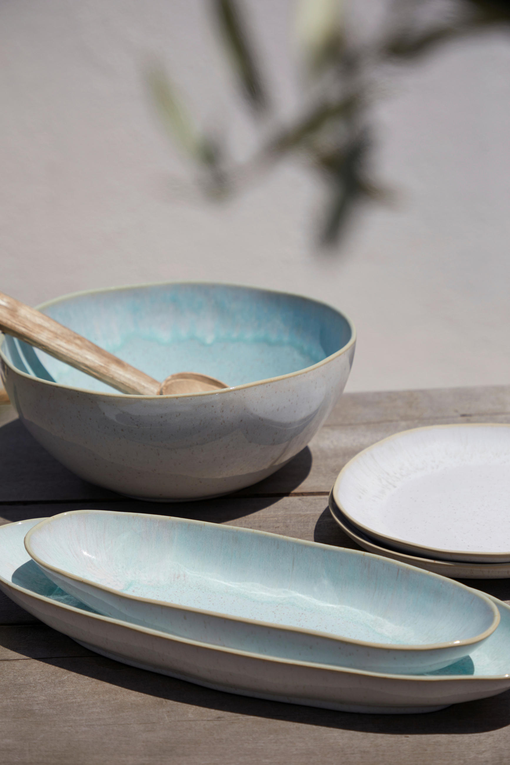 SERVIERPLATTE - Weiß Hochglanz/Hellblau, Basics, Keramik (41/14cm) - Costa Nova