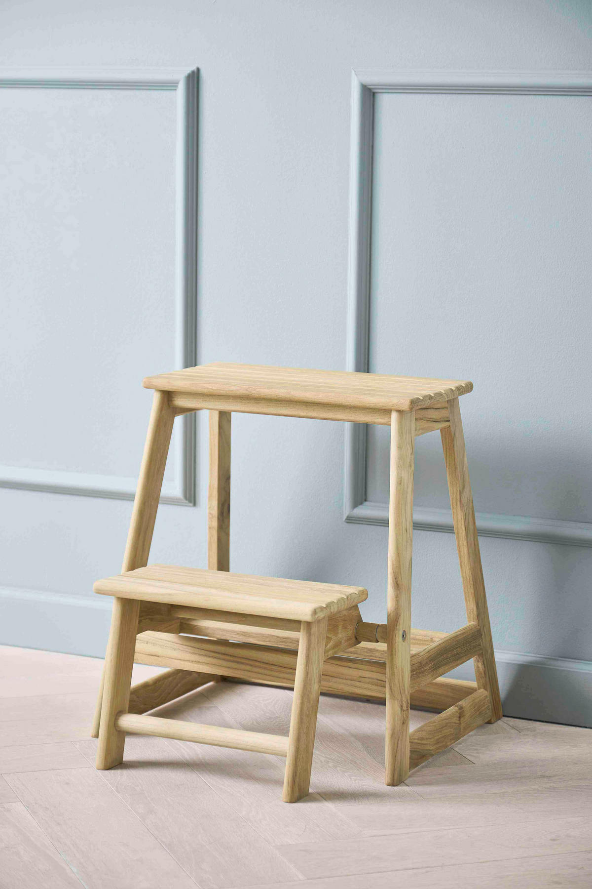 TRITTHOCKER SKALA  - Teakfarben, Natur, Holz (45,5/49/38,5cm) - Gardenson