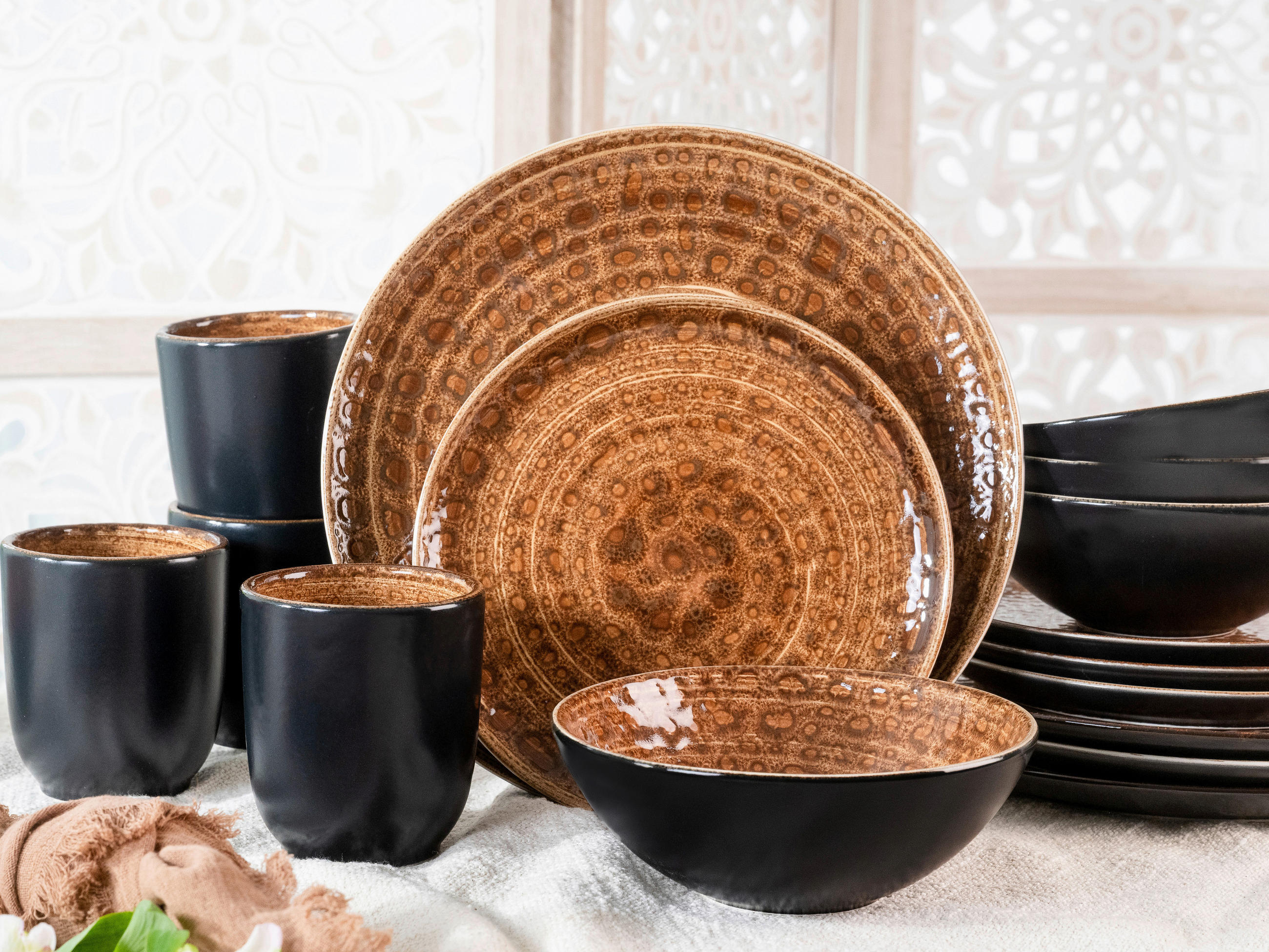 KOMBINOVANÁ SOUPRAVA, 16dílné, pórovina - černá/hnědá, keramika (40/33,5/32cm) - Creatable
