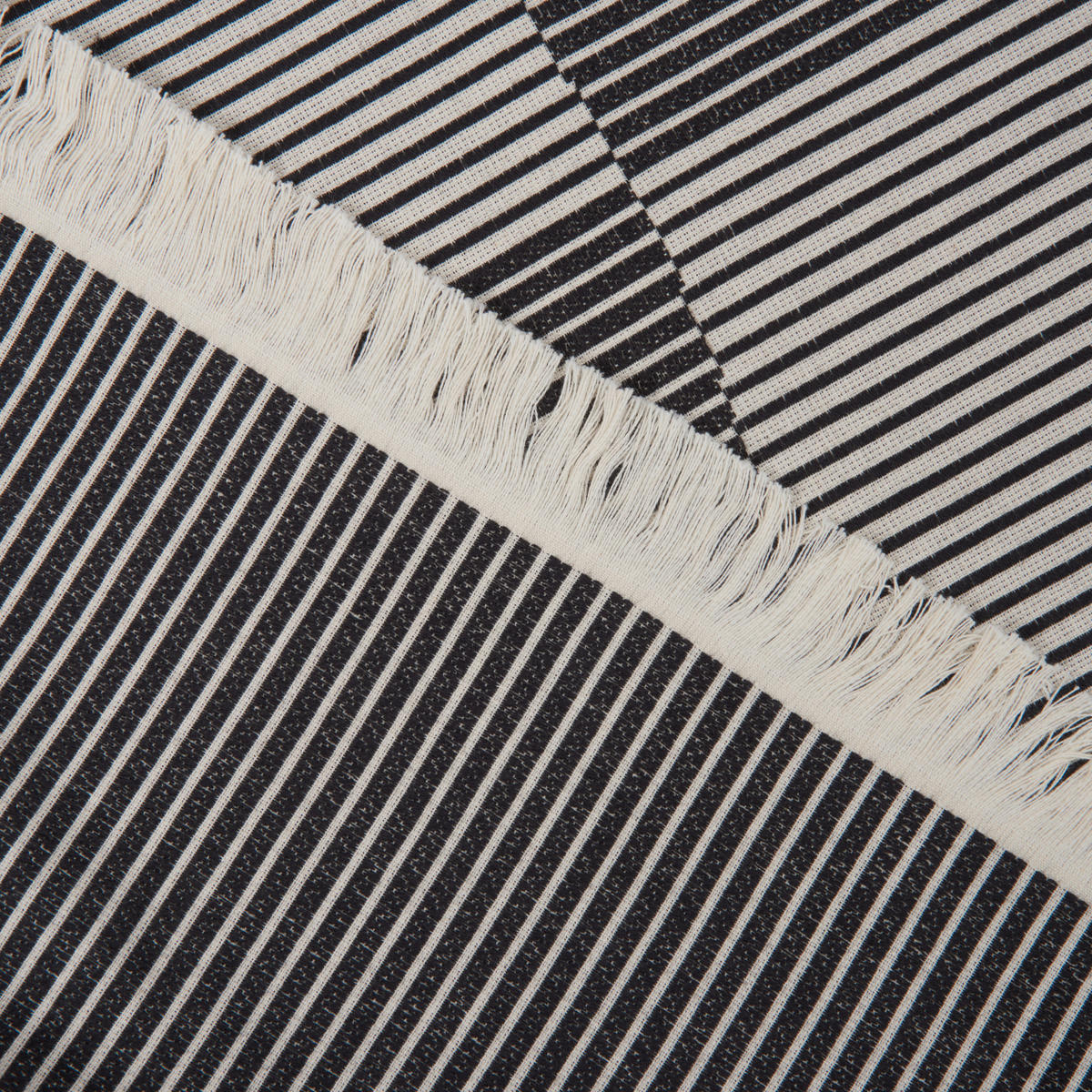 STRANDTUCH Circle Grau, Silberfarben 100/180 cm  - Silberfarben/Grau, KONVENTIONELL, Textil (100/180cm) - Esposa