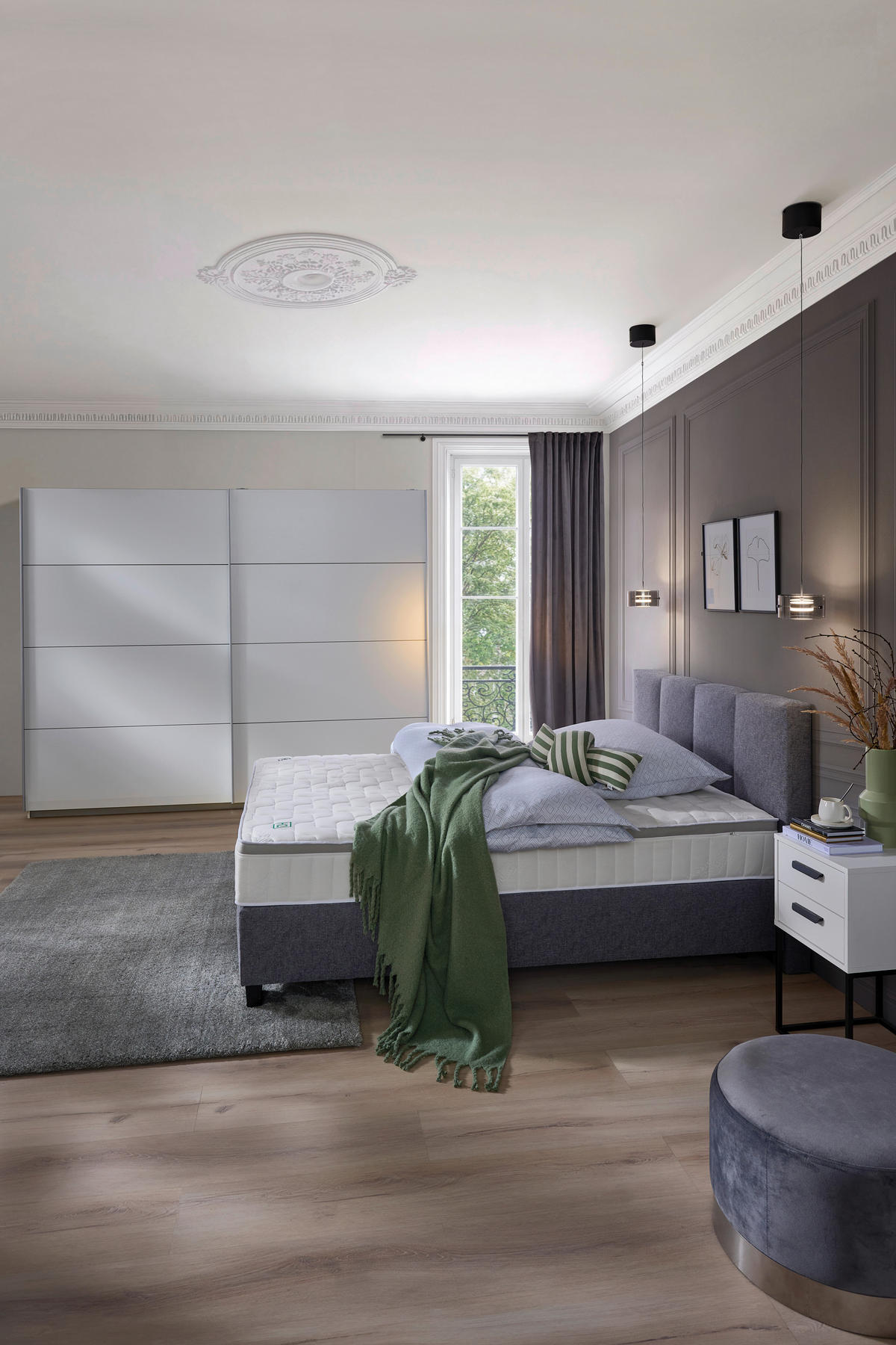Dulap Cu Uși Culisante, 270/210/61 cm, alb - argintiu/alb, Design, metal/material pe bază de lemn (270/210/61cm) - Ti'me