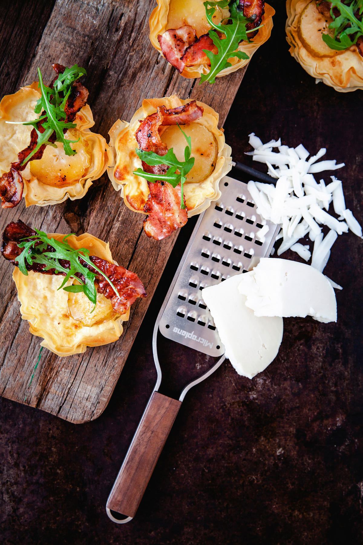 RENDE - boja oraha, Osnovno, drvo/metal (30,4/6,3/1,8cm) - MICROPLANE