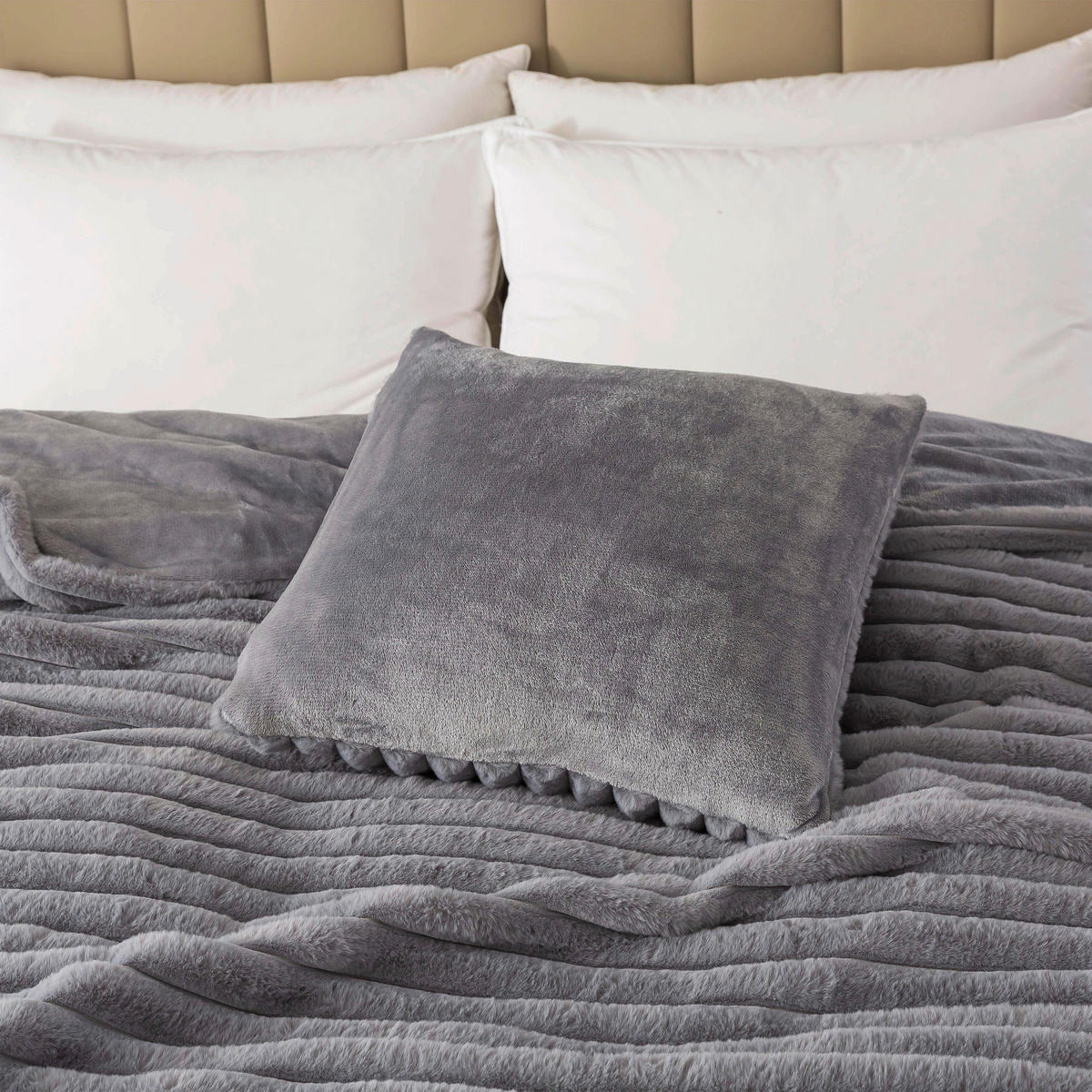 PÁRNAHUZAT  - világosszürke, Basics, textil (45/2/45cm)