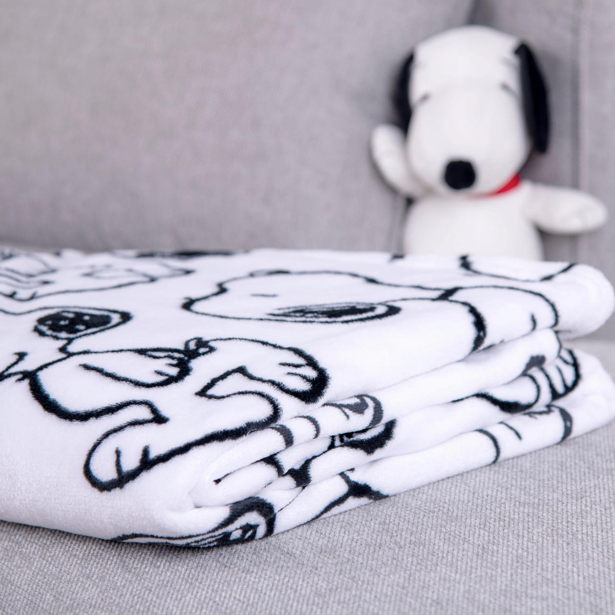 WOHNDECKE Snoopy 150/200 cm  - Weiß, Basics, Textil (150/200cm) - Herding