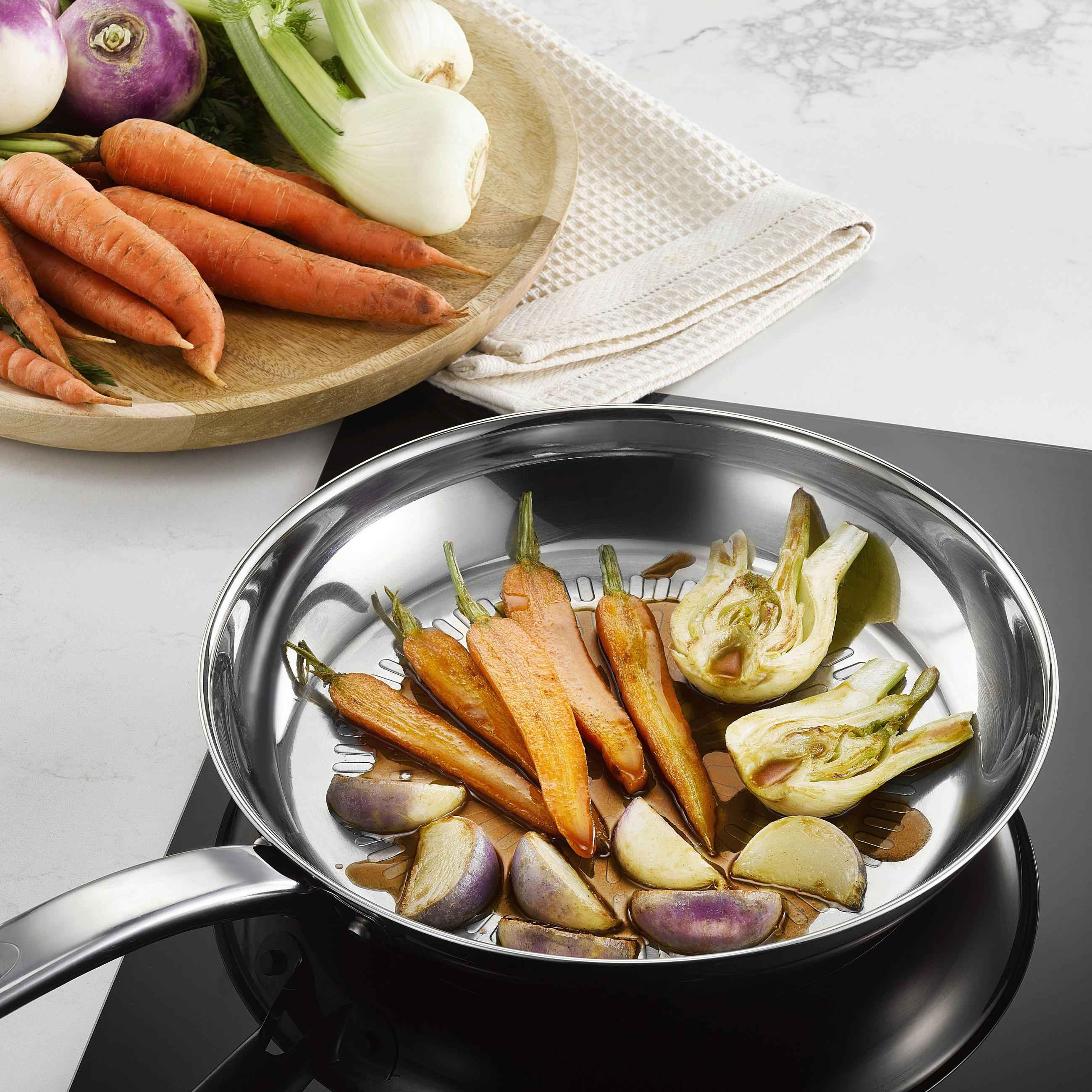 STEKPANNA   28 cm  - stålfärgad, Design, metall (28cm) - Tefal