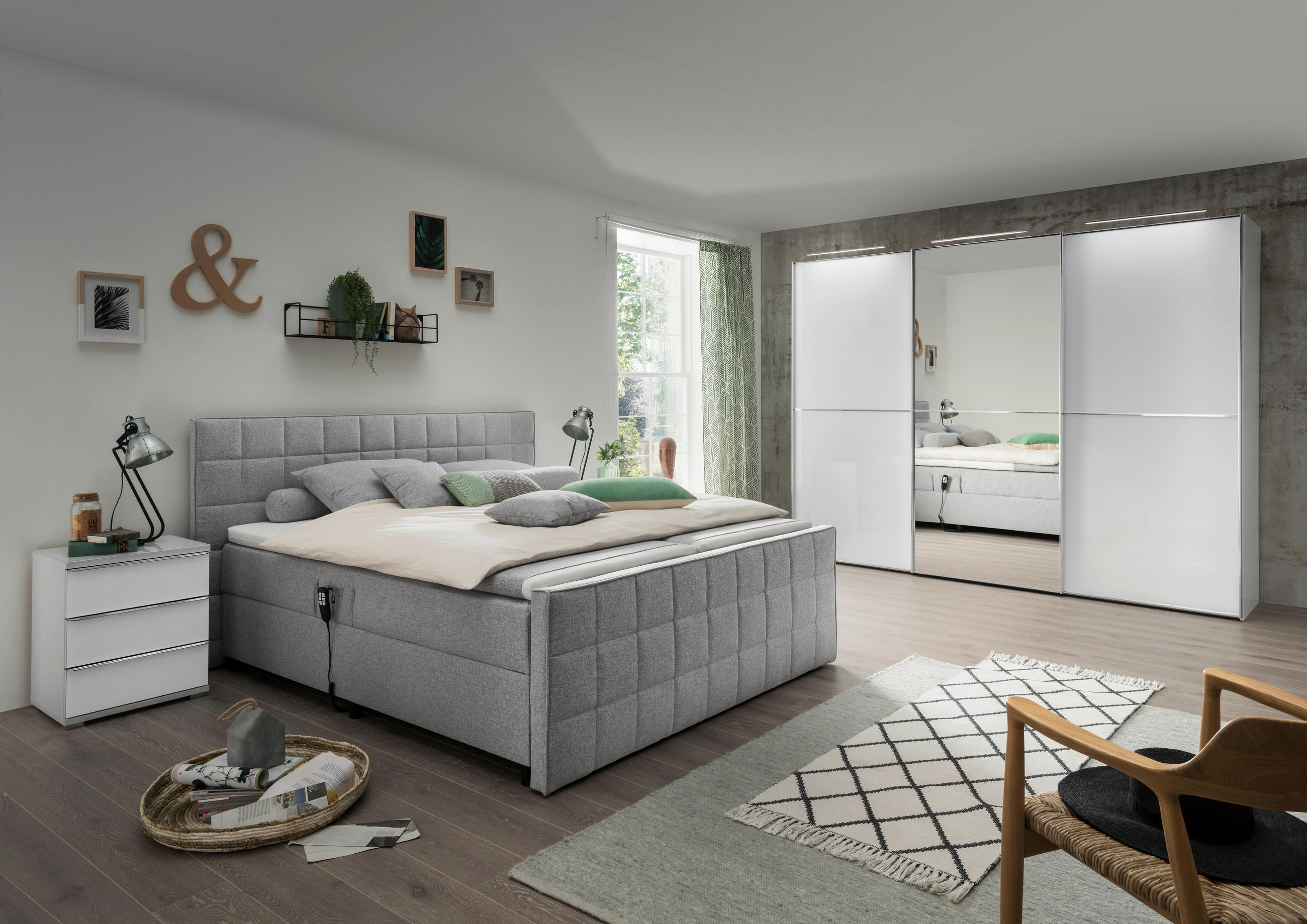 POLSTERBETT 180/200 cm, inkl. gepolstertes Kopfteil, Topper, motorische Verstellbarkeit,  in Hellgrau  - Hellgrau/Schwarz, Design, Kunststoff/Textil (180/200cm) - Esposa