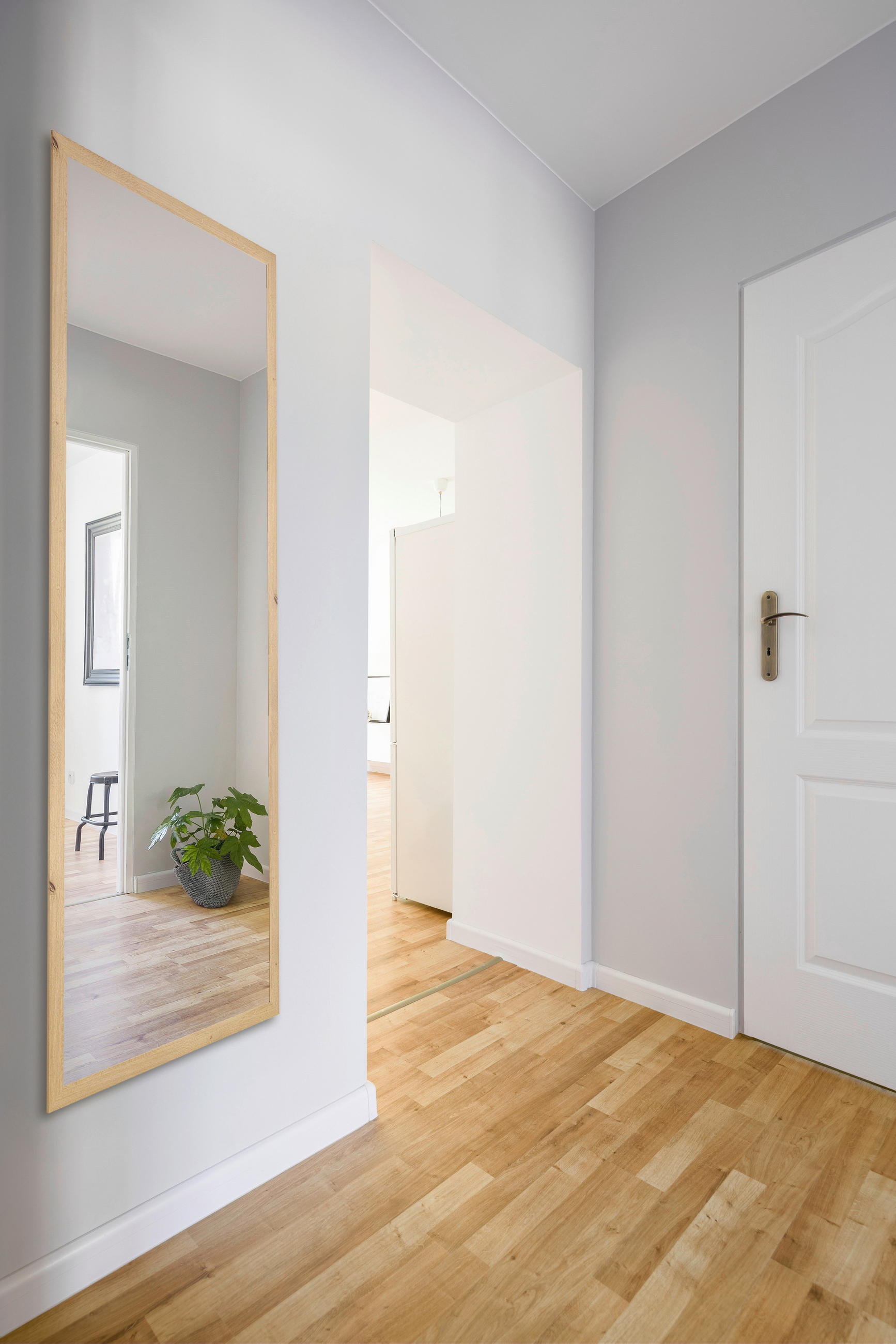 Thumbnail - Wandspiegel, Eiche Artisan, Holzwerkstoff, rechteckig, 66x166x1.7 cm, senkrecht und waagrecht montierbar, Ganzkörperspie...