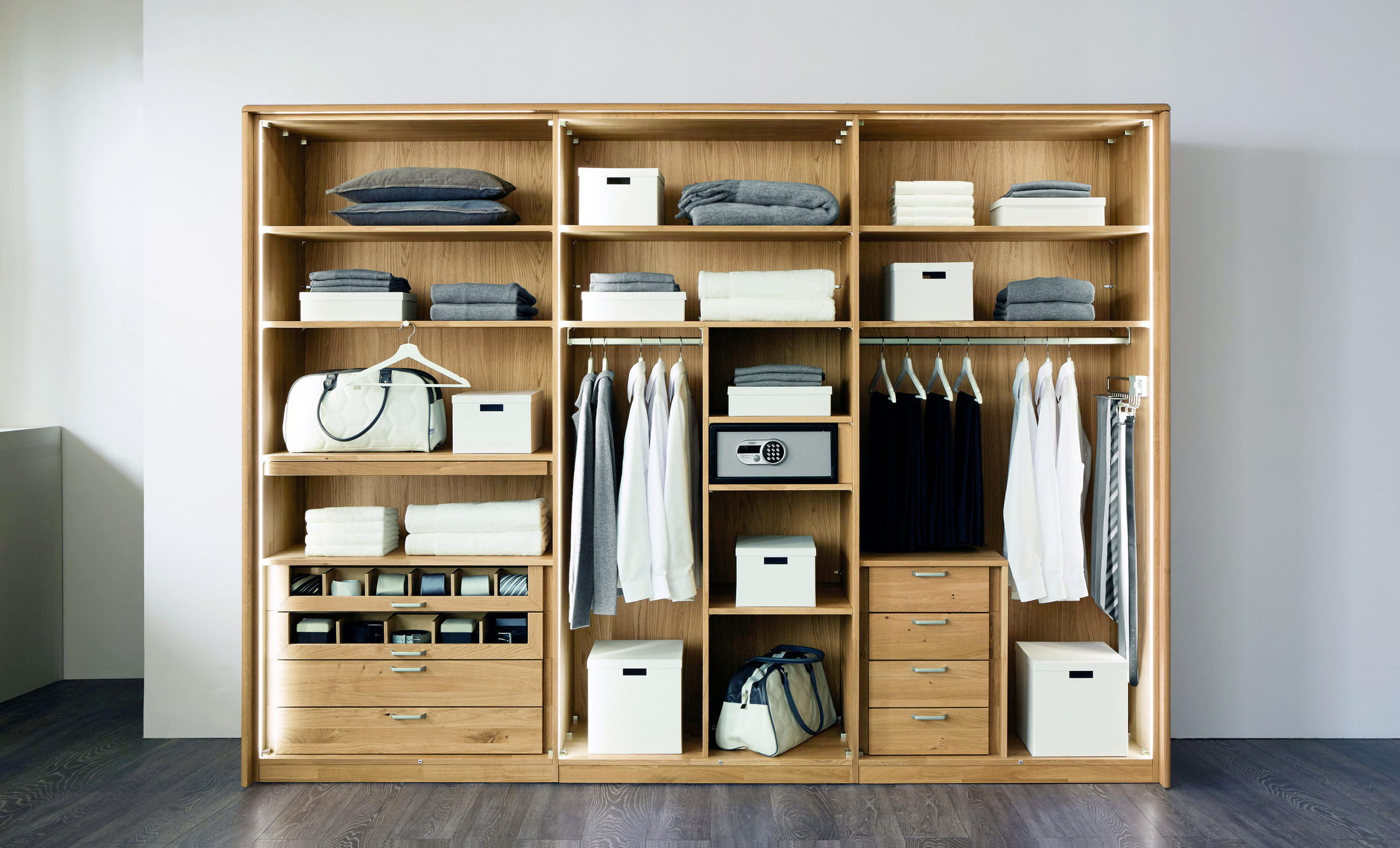 DREHTÜRENSCHRANK 302/223/62 cm 6-türig  - Eichefarben/Braun, Natur, Holz/Holzwerkstoff (302/223/62cm) - Valnatura