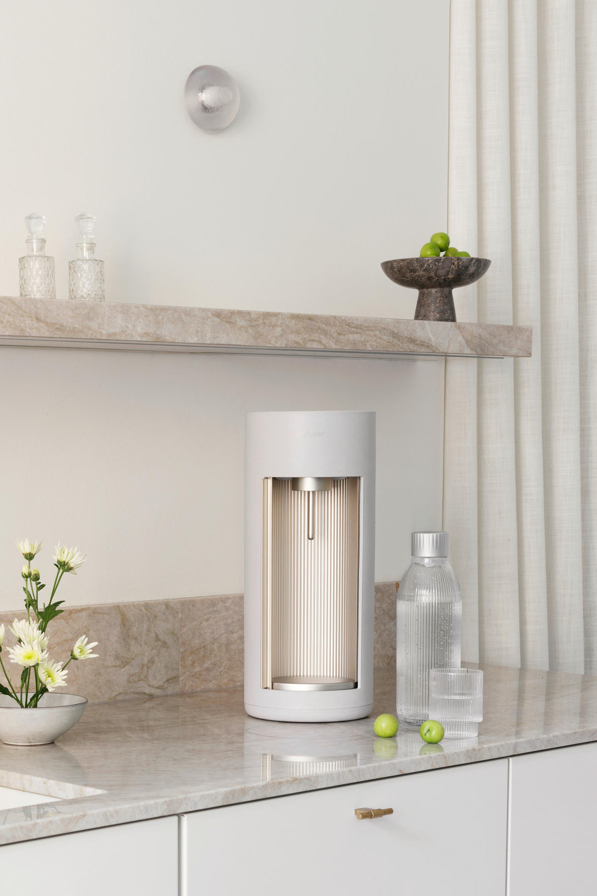 WASSERSPRUDLER GLASSY CLAY  - Creme, Basics, Holzwerkstoff/Kunststoff (18.8/44.4cm) - mysoda