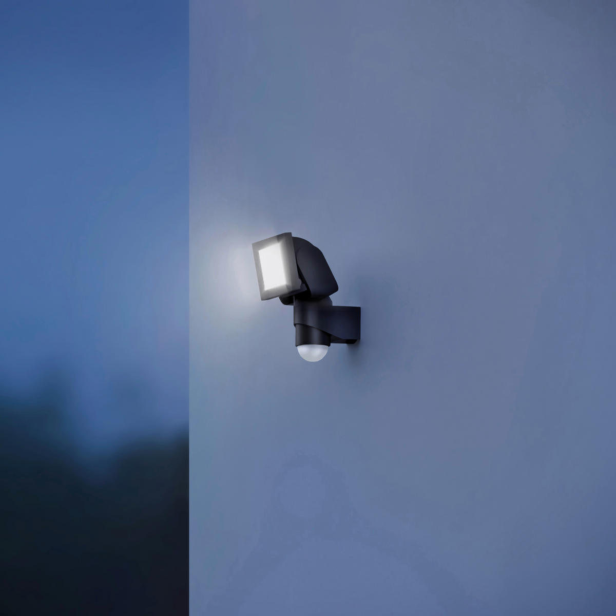 LED-STRAHLER 17,6/15,5/21 cm   - Schwarz, Design, Metall (17,6/15,5/21cm) - Steinel