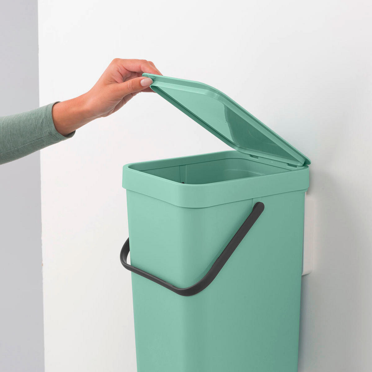 KOŠ ZA SMETI - žadasto zelena, Basics, umetna masa (20/35.1/24.9cm) - Brabantia