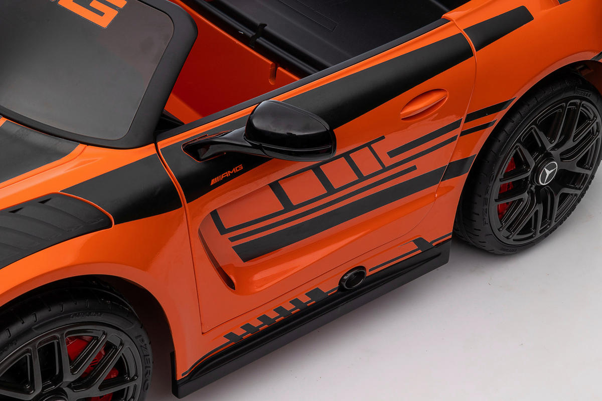 ELEKTRO-KINDERAUTO  - Schwarz/Orange, KONVENTIONELL, Kunststoff/Metall (115/58/29cm) - Atrigo