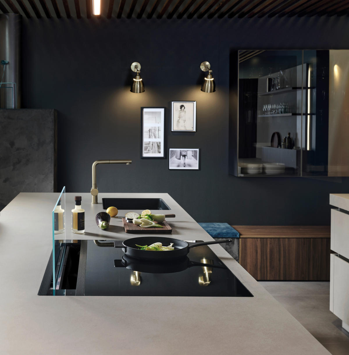 EINBAUKÜCHE   - Dunkelbraun/Hellgrau, Basics, Holzwerkstoff - EWE