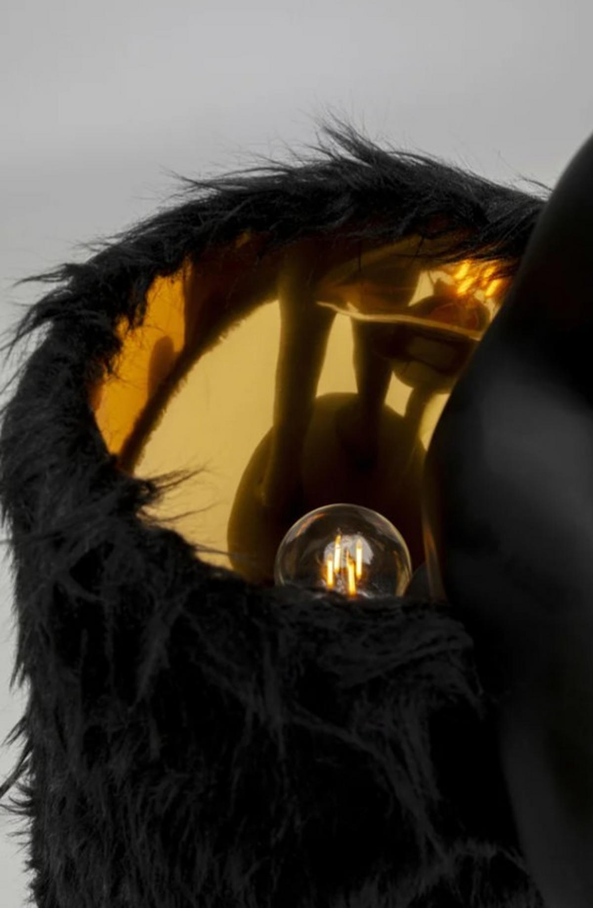 TISCHLEUCHTE 31/77/30 cm   - Schwarz, LIFESTYLE, Kunststoff/Fell (31/77/30cm) - Kare-Design