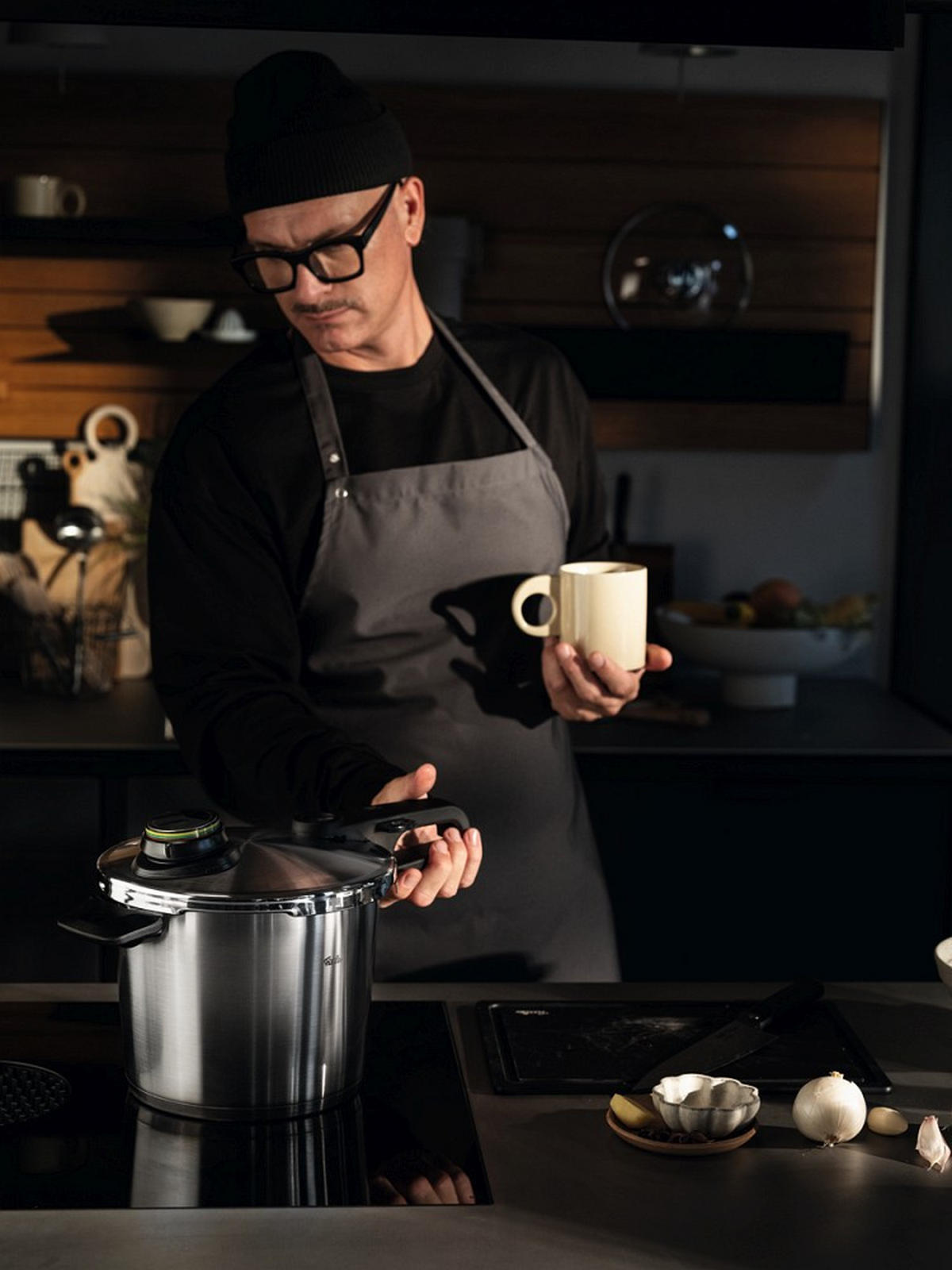 SCHNELLKOCHTOPF VITAVIT® PREMIUM satiniert 6.0 L  - Silberfarben, Basics, Metall (22cm) - Fissler