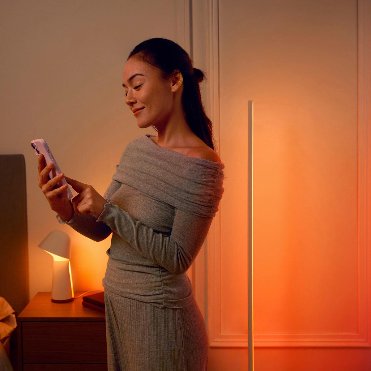 LED-TISCHLEUCHTE - Weiss, Basics, Kunststoff (15/35/14cm) - Philips HUE