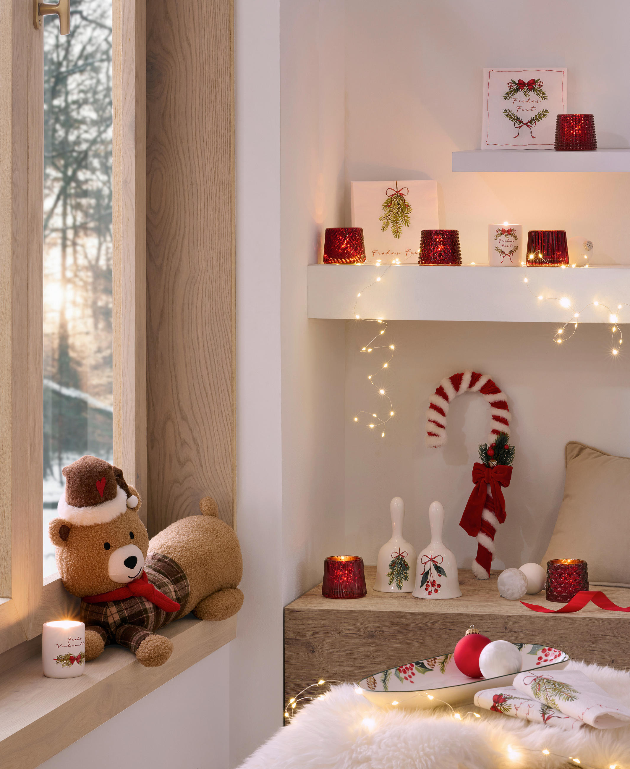 WEIHNACHTSFIGUR - Rot/Weiß, Basics, Kunststoff/Textil (20/6/40cm)