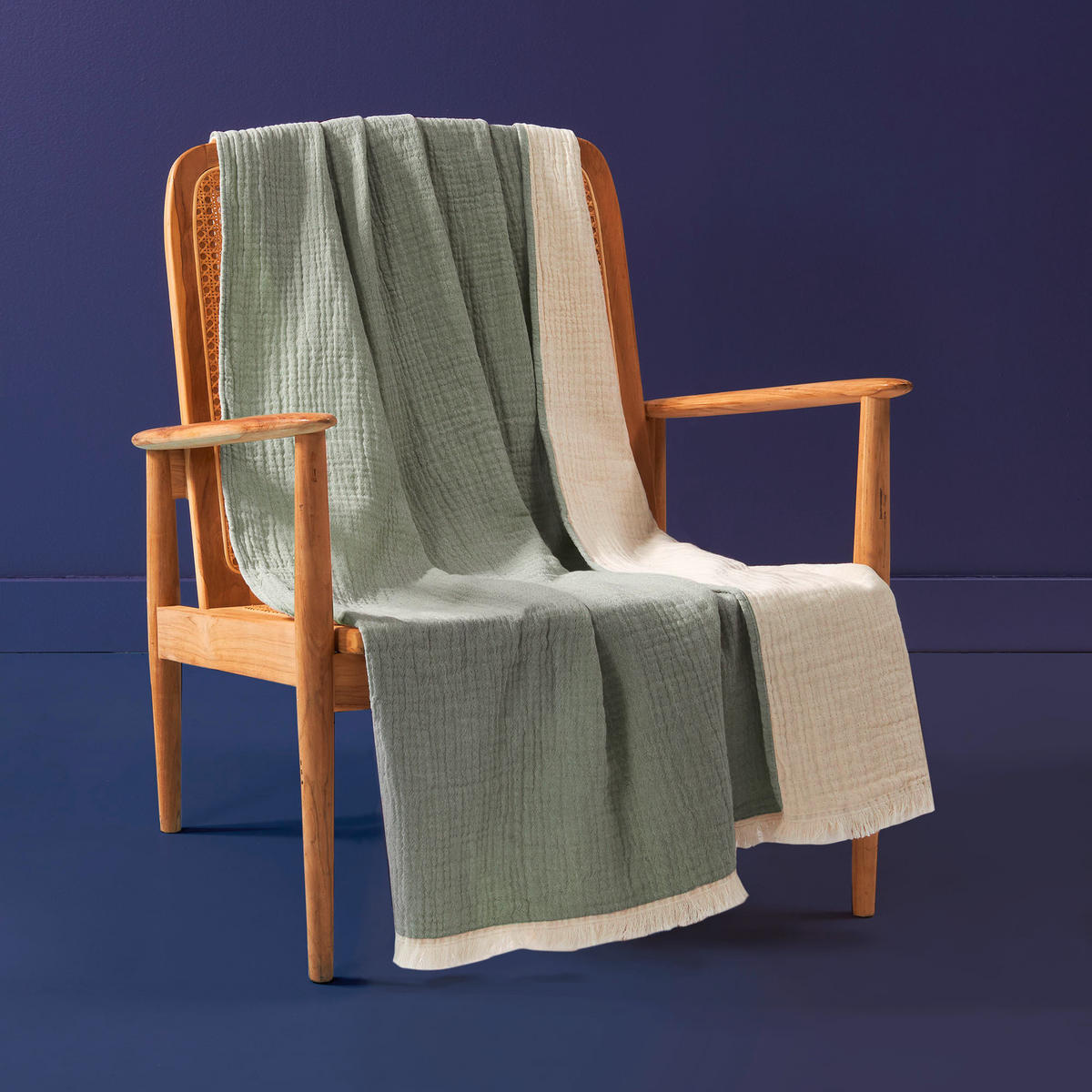 PLAID Baggy 125/170 cm  - Grün, Basics, Textil (125/170cm) - Bassetti
