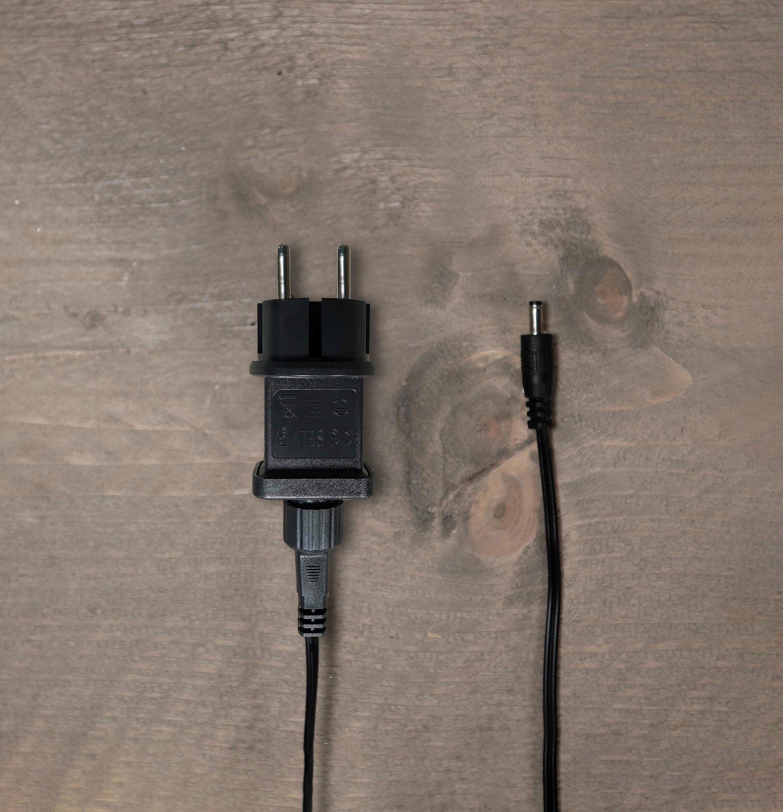 NETZADAPTER - Schwarz, Basics, Kunststoff (300cm) - X-Mas