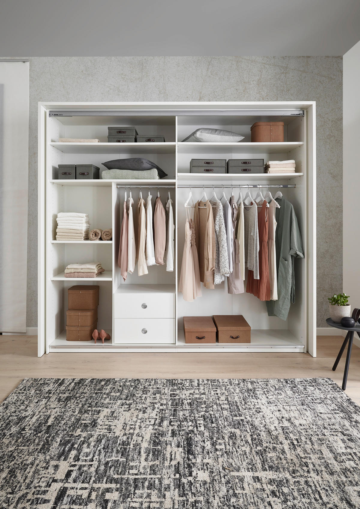 SCHWEBETÜRENSCHRANK  in Weiß, Dunkelgrau  - Dunkelgrau/Alufarben, KONVENTIONELL, Holzwerkstoff/Metall (240/226/64cm) - Xora