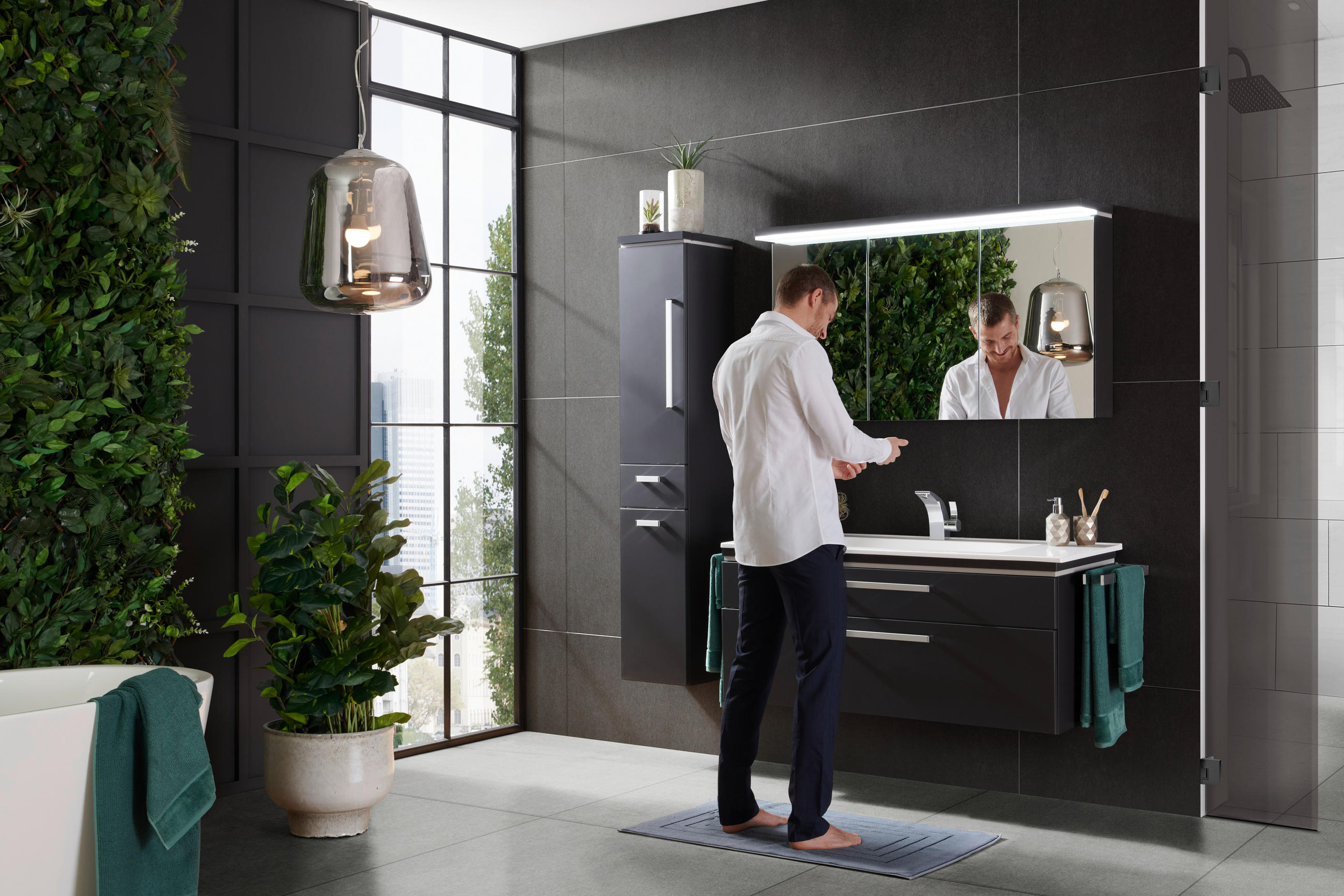 BADEZIMMER  in 122 cm  - Weiß/Grau, Design, Glas/Holzwerkstoff (122cm) - Novel