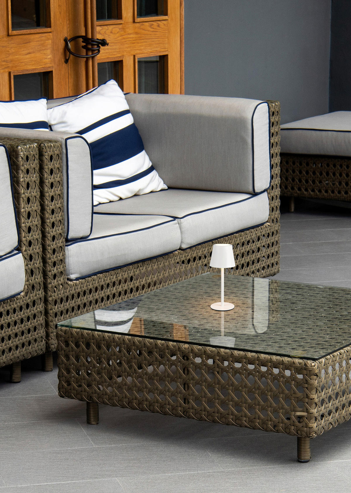 AKKU-TISCHLEUCHTE - Weiss, Design, Metall (8,5/21cm)