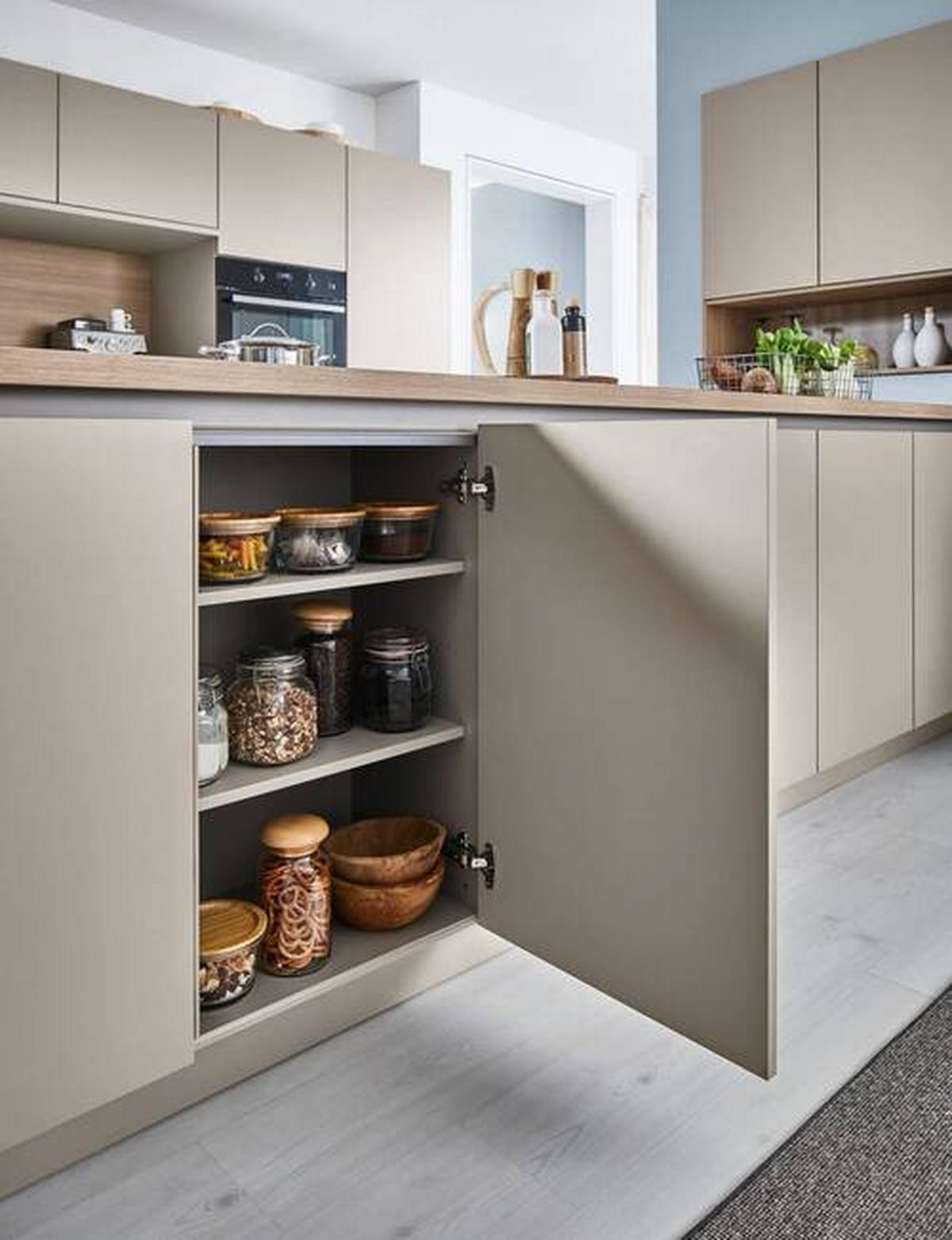 EINBAUKÜCHE   - Lavagrau, Design, Holzwerkstoff - Dieter Knoll