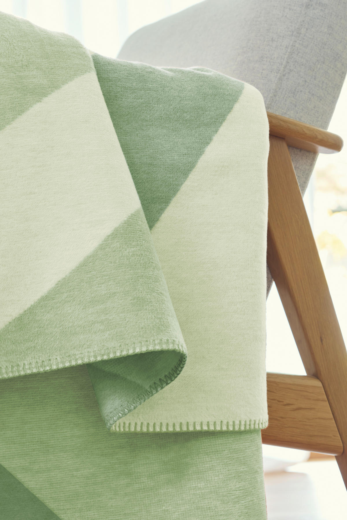 DECKE Novel 150/200 cm  - Salbeigrün/Thymiangrün, Design, Textil (150/200cm) - Novel