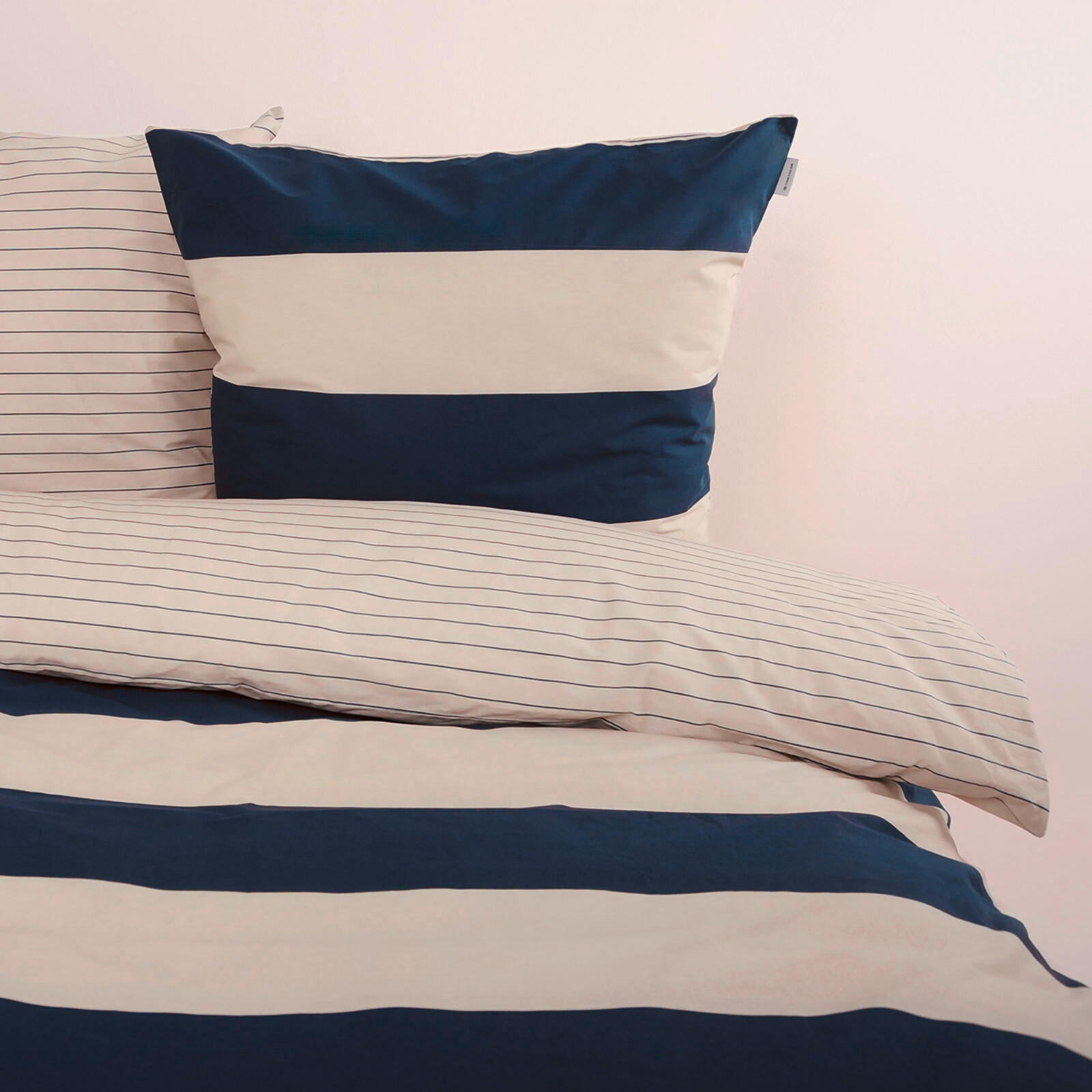 OBOJSTRANNÁ POSTEĽNÁ BIELIZEŇ, renforcé, piesková, tmavomodrá, 135/200 cm - piesková/tmavomodrá, Basics, textil (135/200cm) - Tom Tailor