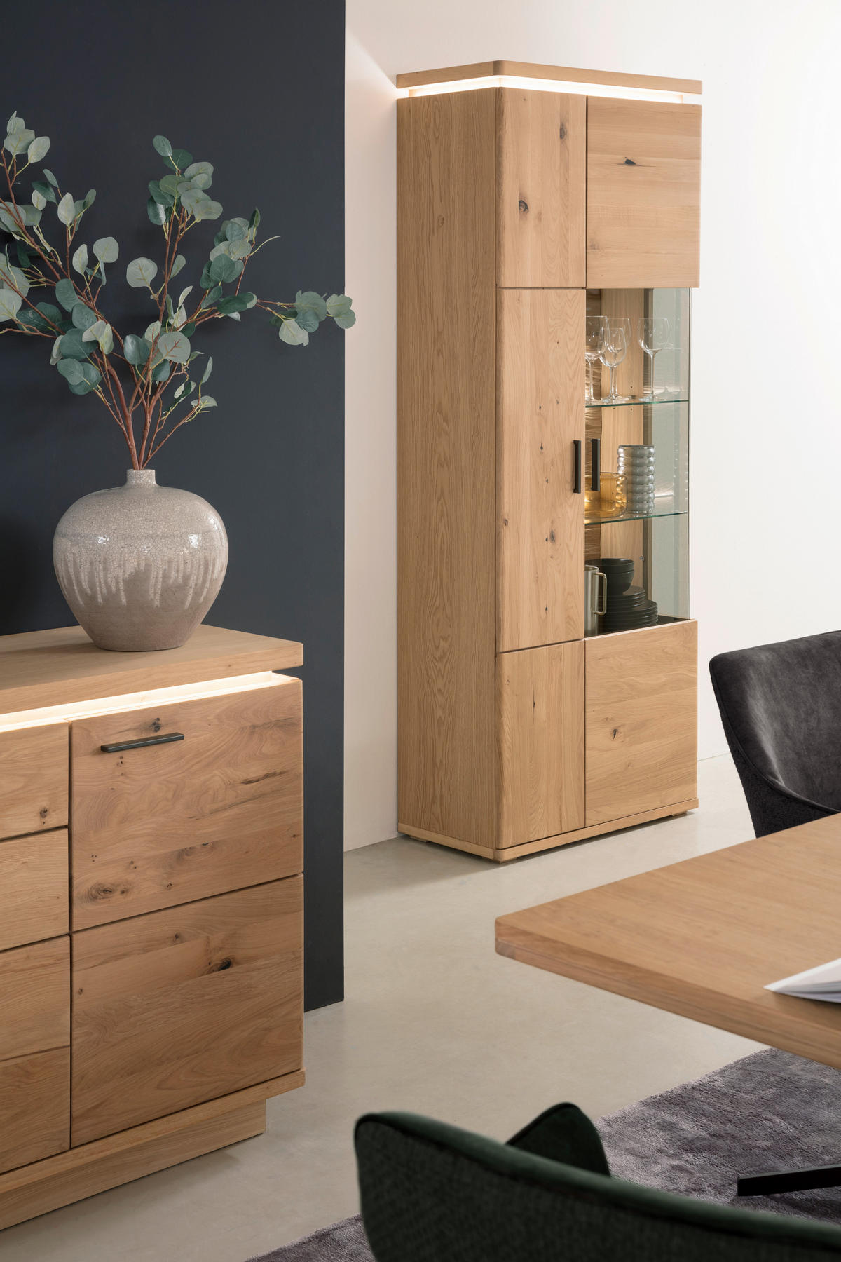 VITRINENKOMBINATION in furniert, massiv Balkeneiche Eiche Bianco  - Eiche Bianco/Grau, Design, Glas/Holz (75/204/37cm) - Livetastic