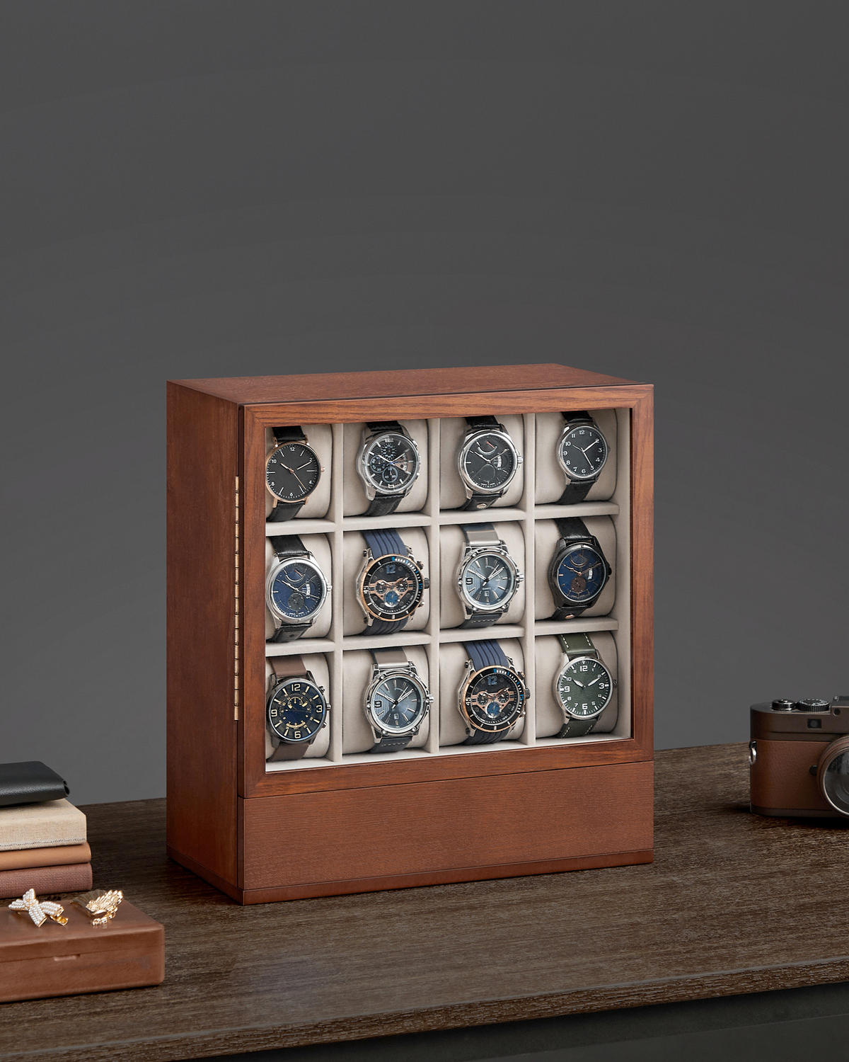 UHRENBOX - Nussbaumfarben, Trend, Holzwerkstoff/Textil (29.5/32.5/15cm) - Boxxx